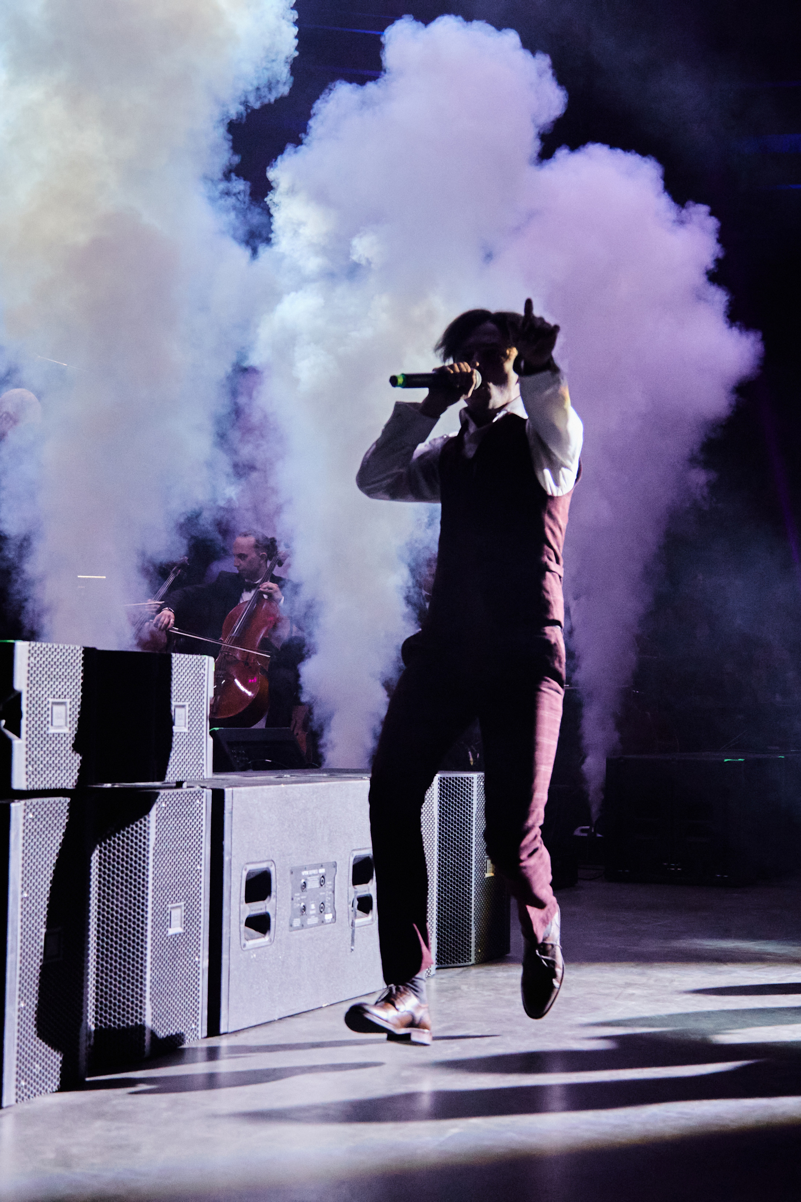 Портретный фотограф, свадебный фотограф, студийный фотограф, фотосессия Love Story, концертный фотограф, репортажный фотограф, коммерческий фотограф, фешн фотограф, международный фотограф, предметный фотограф