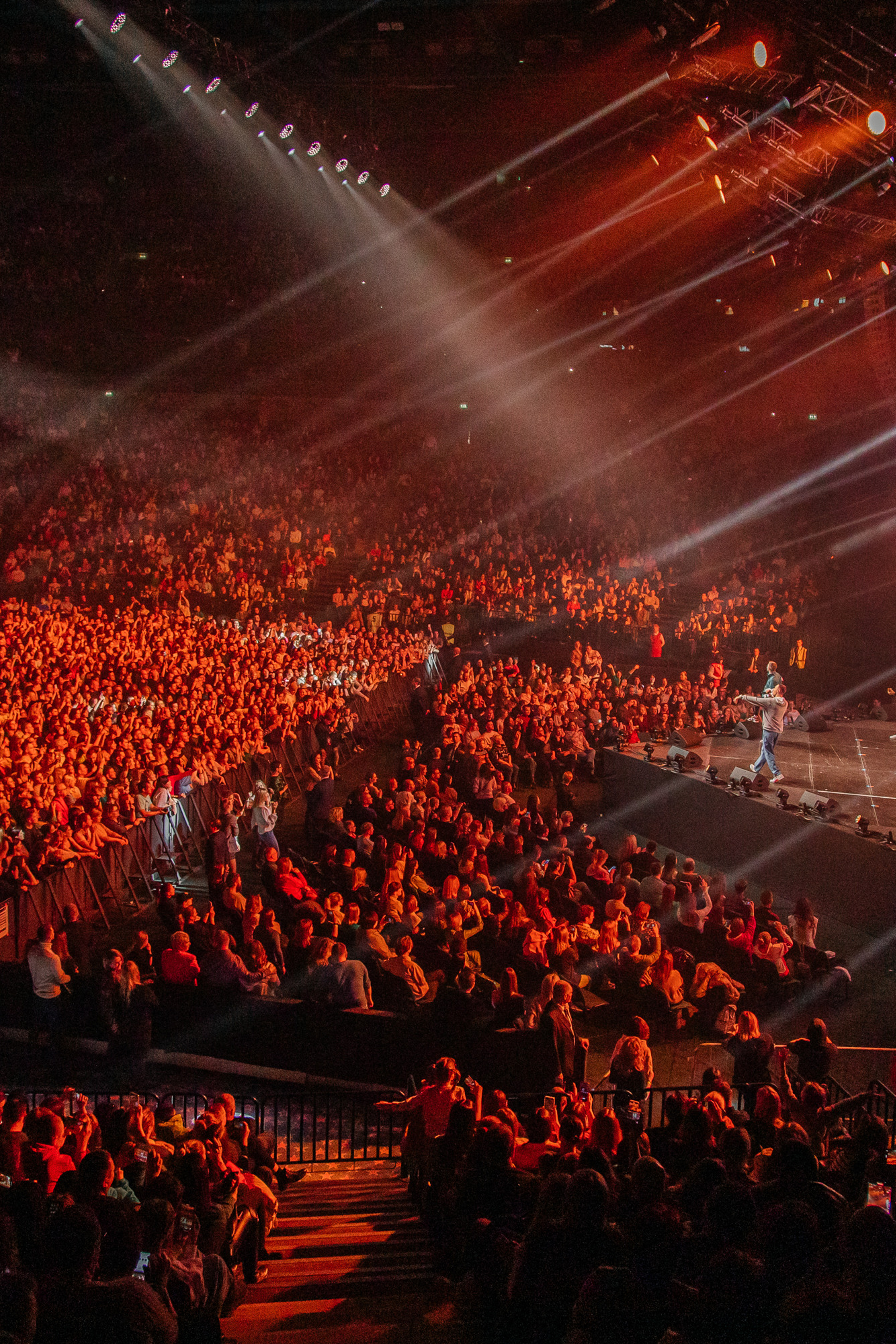 Портретный фотограф, свадебный фотограф, студийный фотограф, фотосессия Love Story, концертный фотограф, репортажный фотограф, коммерческий фотограф, фешн фотограф, международный фотограф, предметный фотограф