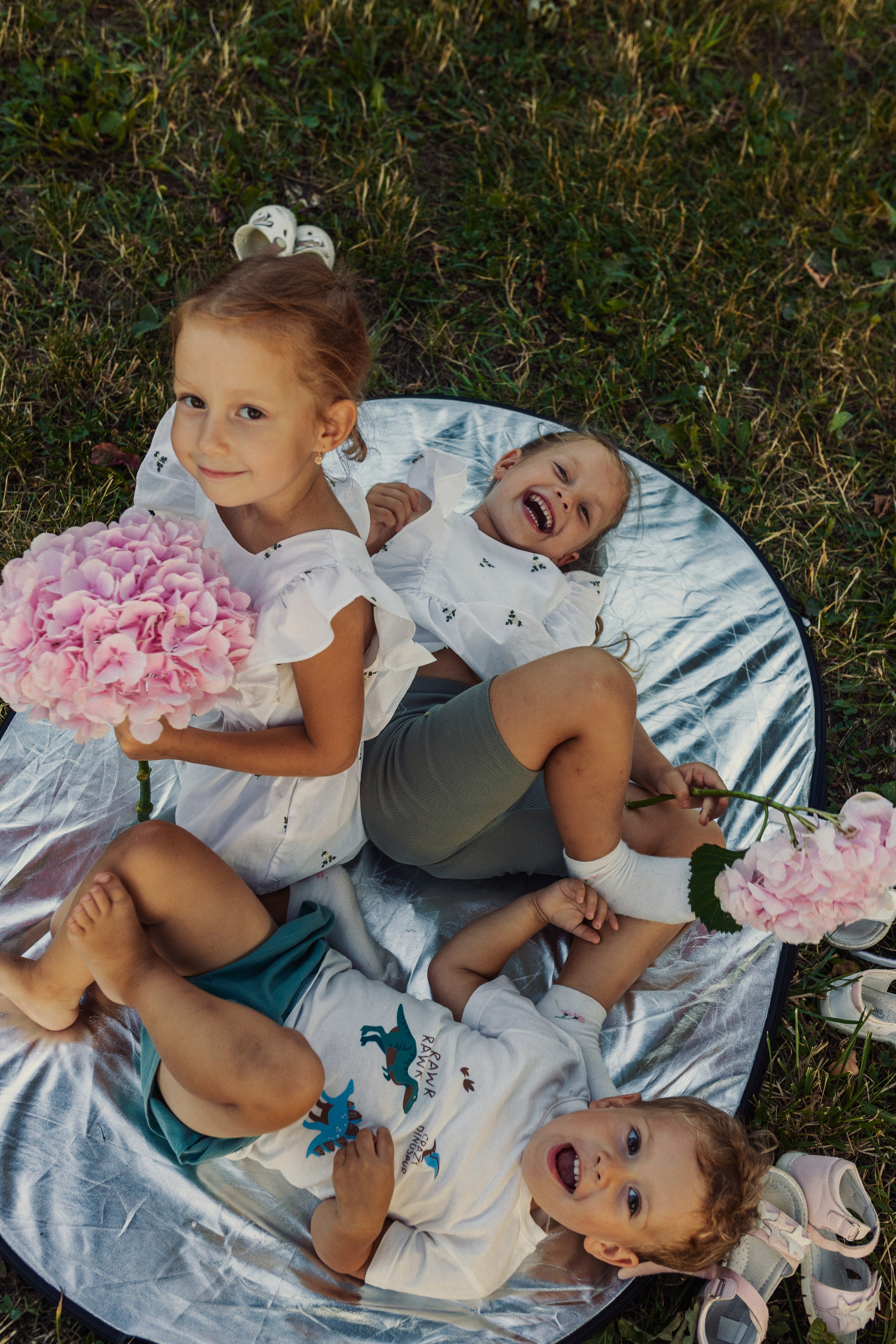 фотосессия родителей и трёх детей