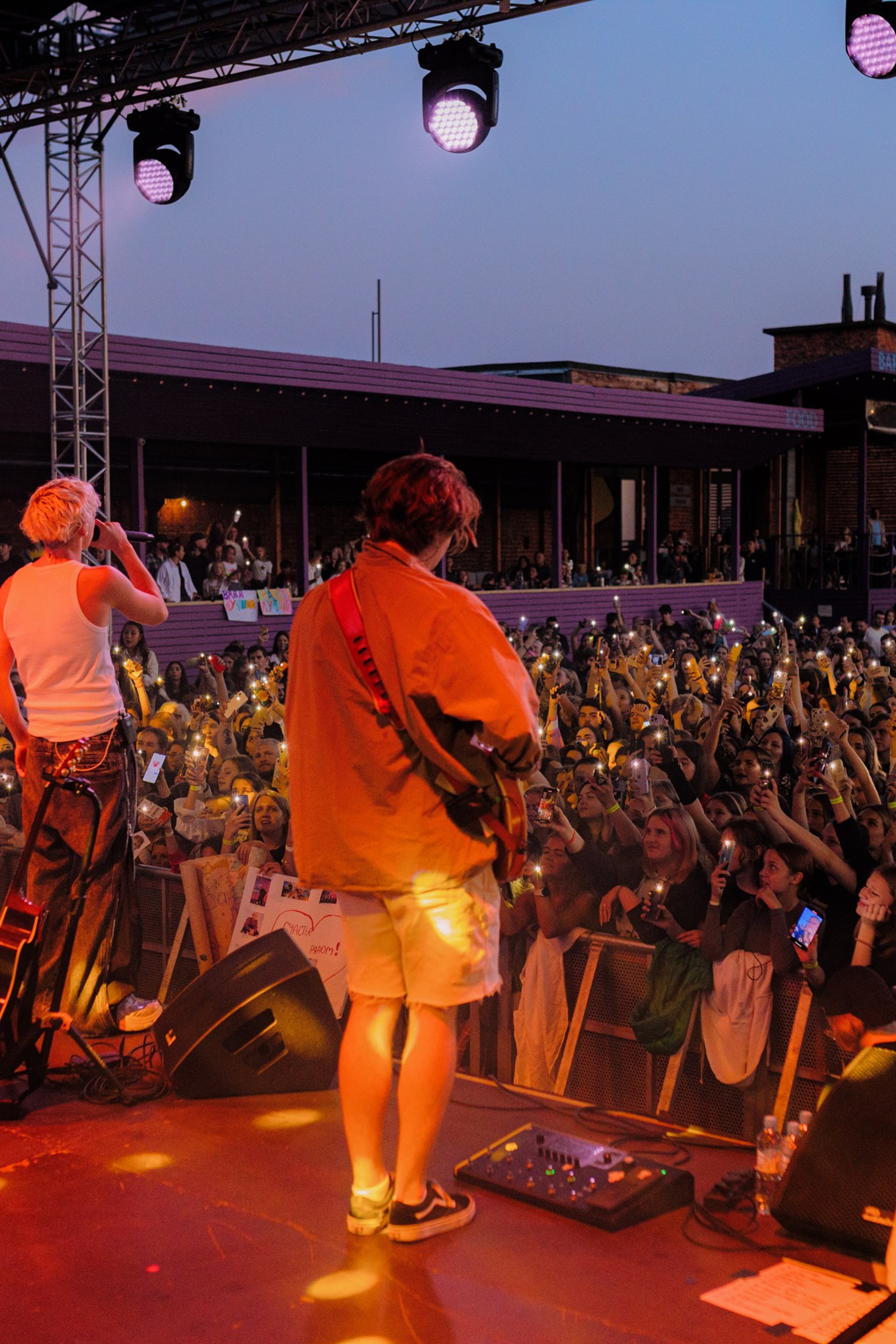 Ваня Дмитриенко в Roof Place. Фотограф и видеограф в Санкт-Петербурге Александра Флотская