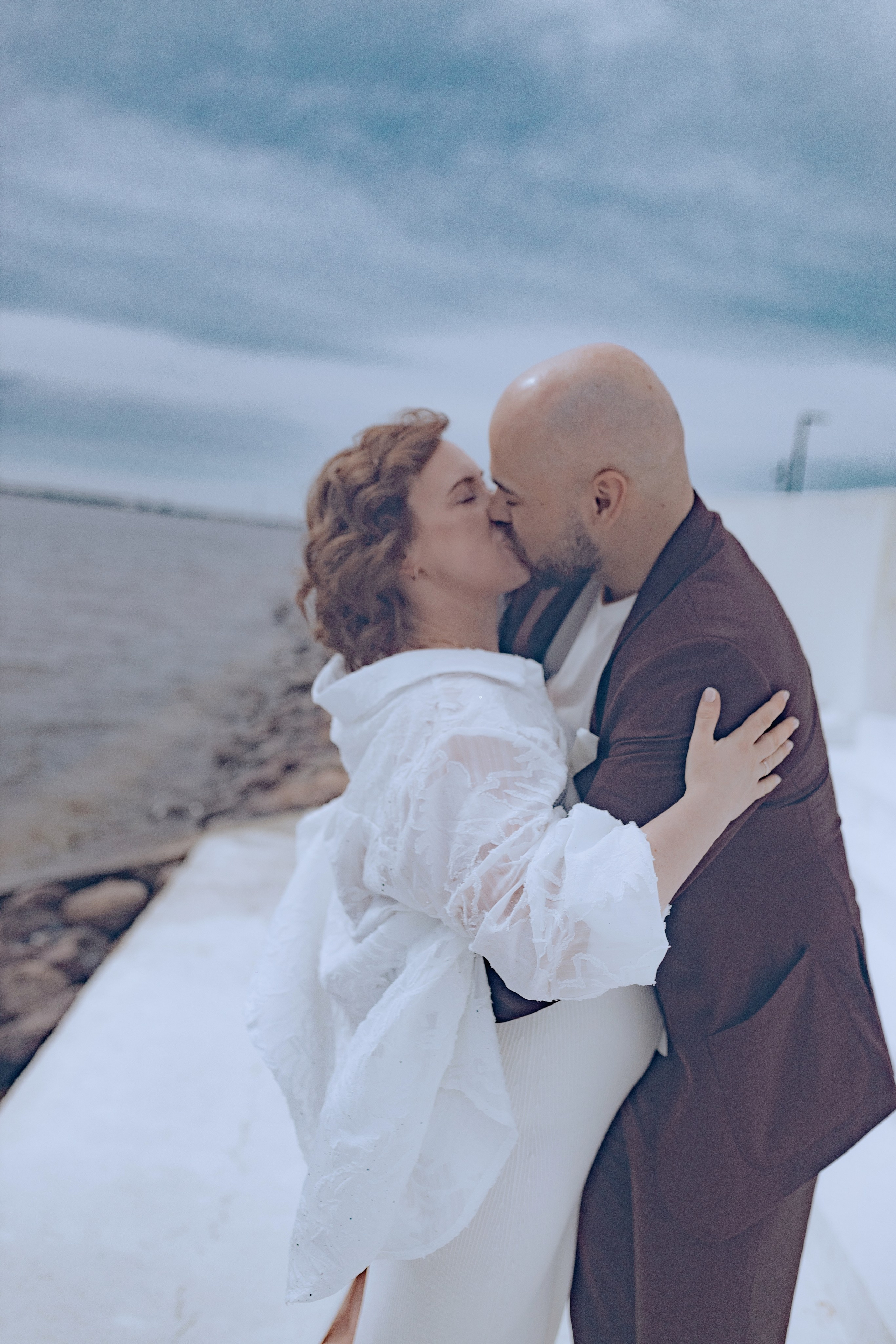 свадебная фотосессия пары в ожидании малыша