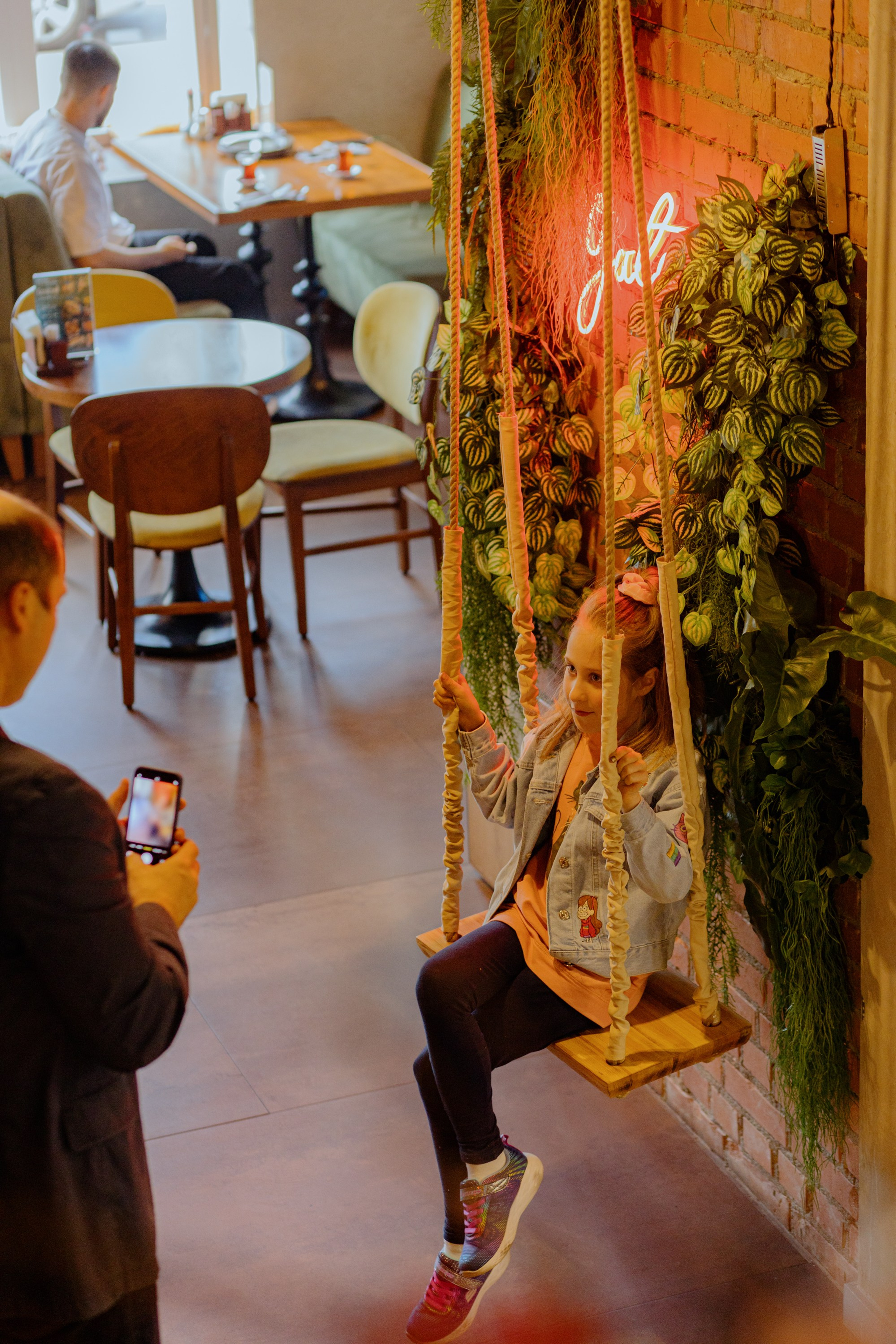 корпоративная фотосессия, фотограф на мероприятие, репортаж корпоратива, репортаж корпоративного праздника, фотосъёмка корпоратива, съёмка корпоратива, фотограф на корпоратив, фотограф на день рождения, фотограф на день рождения компании, репортажный фотограф, репортаж праздника, фотосъёмка праздника, фотограф на новый год, фотограф санкт-петербург, фотограф питер, фотограф москва, фотограф спб, репортажная съемка, репортажная съемка москва, фотограф репортажная съемка, репортажная съемка мероприятий, репортажная съемка цена, репортажная съемка стоимость, репортажная съемка санкт петербург, детская репортажная съемка, репортажная съемка дня рождения, репортажная съемка деловых круглых столов, репортажная съемка свадьбы, фотограф в москве репортажная съемка, репортажный фотограф, фотограф репортажная съемка, репортажный фотограф москва, репортажный фотограф спб, лучший репортажный фотограф, фотограф на мероприятие, фотограф на мероприятие москва, услуги фотографа на мероприятие, фотограф на мероприятие цена, фотограф на мероприятие спб, фотограф на спортивные мероприятия, аккредитация фотографа на мероприятие, нужен фотограф на мероприятие, фотограф на детское мероприятие, фотограф на мероприятия вакансии, фотограф на мероприятие цена за час, фотограф на корпоративное мероприятие, стоимость фотографа на мероприятие, сколько стоит фотограф на мероприятие, аренда фотографа на мероприятие, фотограф на мероприятие санкт петербург, фотограф с полароидом на мероприятие, фотограф на корпоратив, фотограф на корпоратив спб, фотограф на новогодний корпоратив, фотосессия в подарок, подарочный сертификат фото, ивент фотограф, event фотограф, event фотограф москва