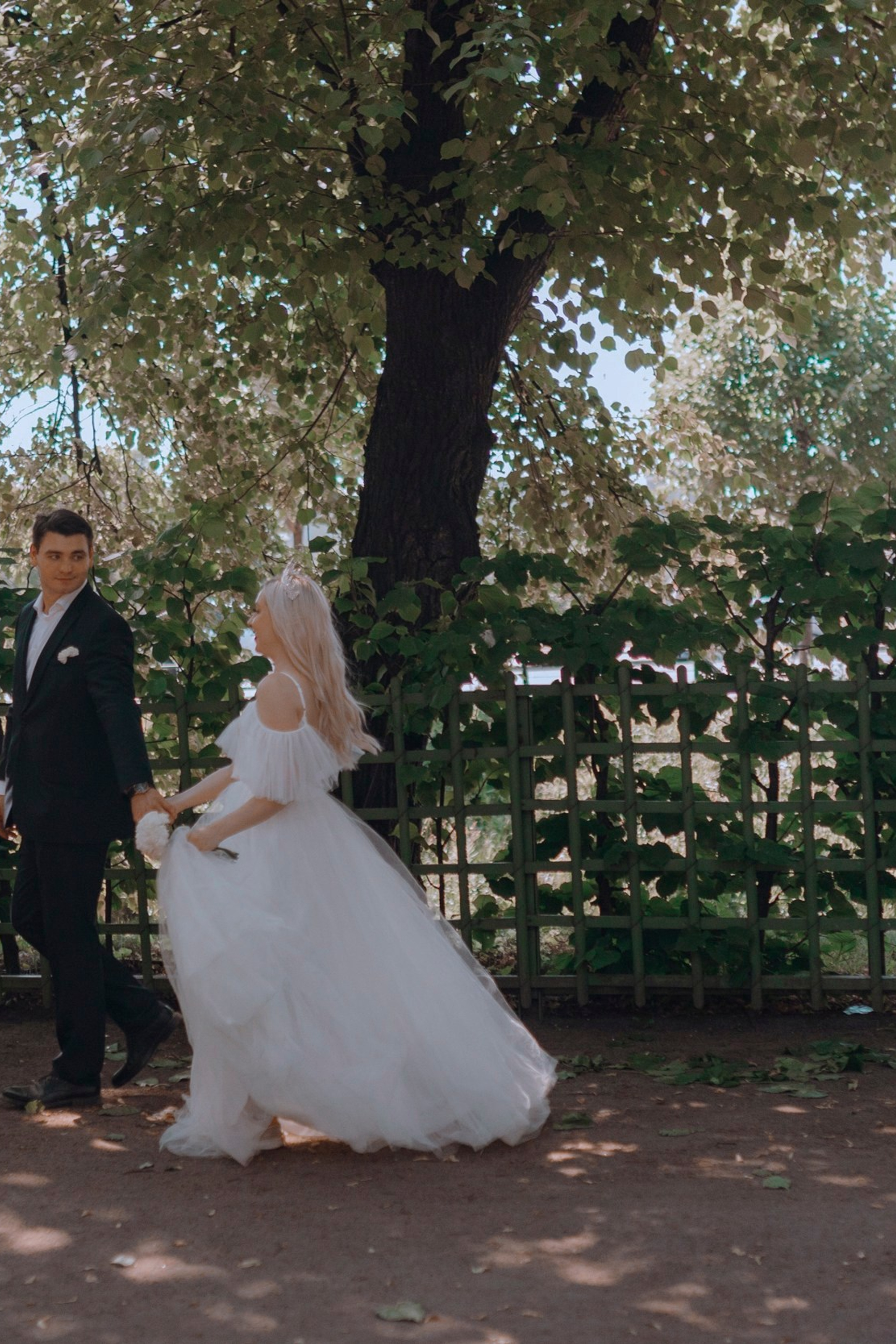 свадебная фотосессия в летнем саду санкт петербург