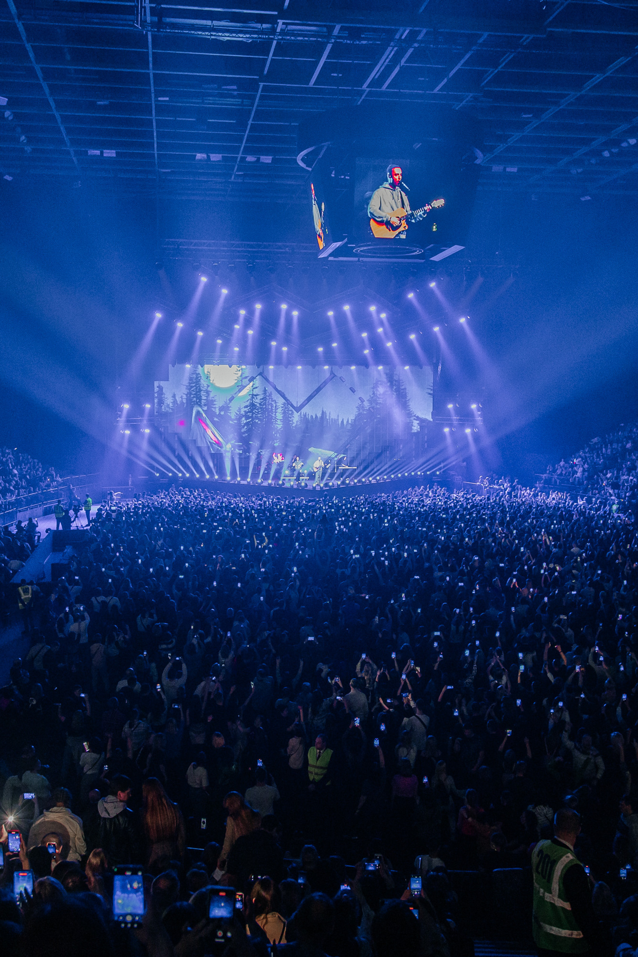 Портретный фотограф, свадебный фотограф, студийный фотограф, фотосессия Love Story, концертный фотограф, репортажный фотограф, коммерческий фотограф, фешн фотограф, международный фотограф, предметный фотограф