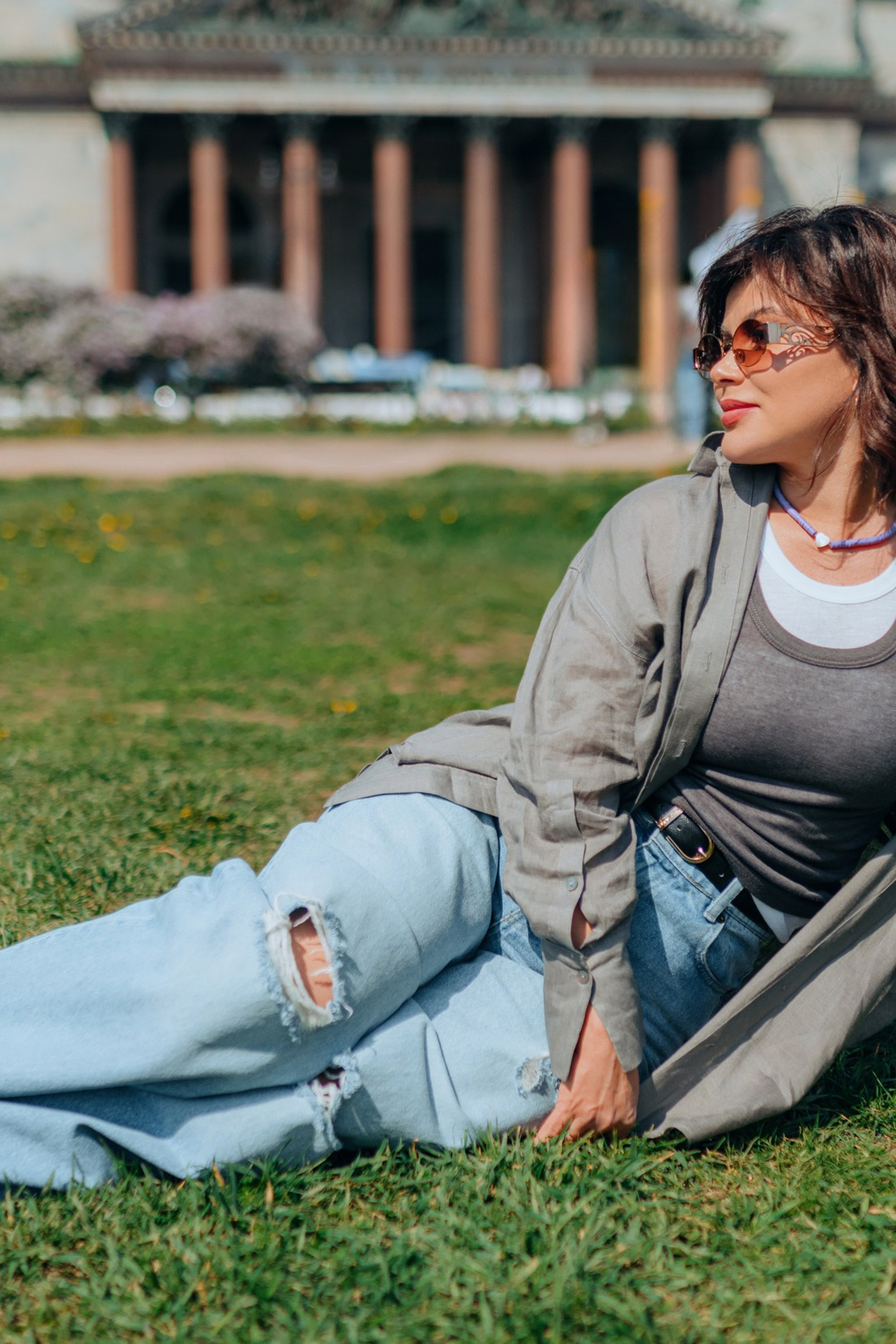 женская прогулка летом в санкт петербурге