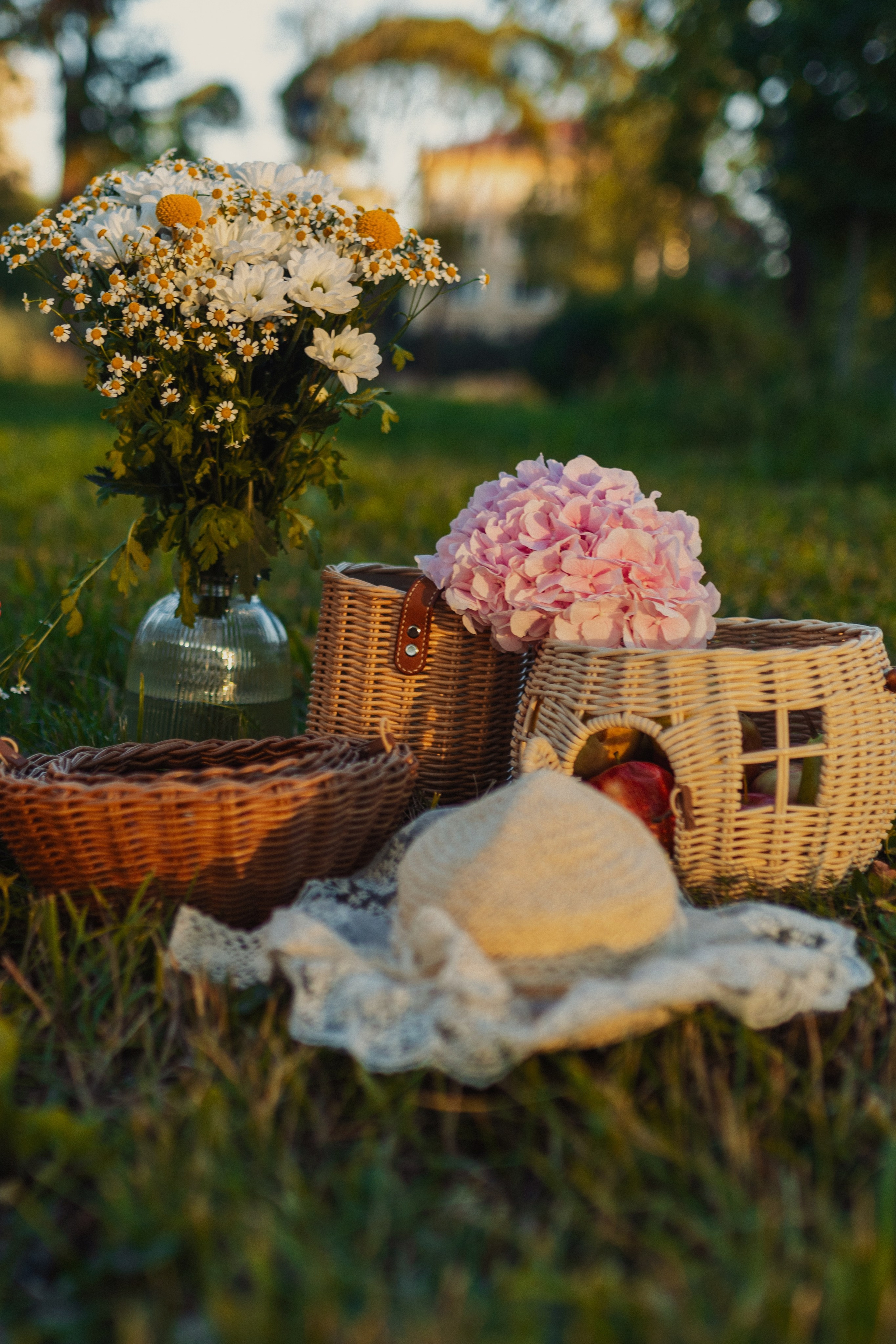 летний семейный портрет с детьми