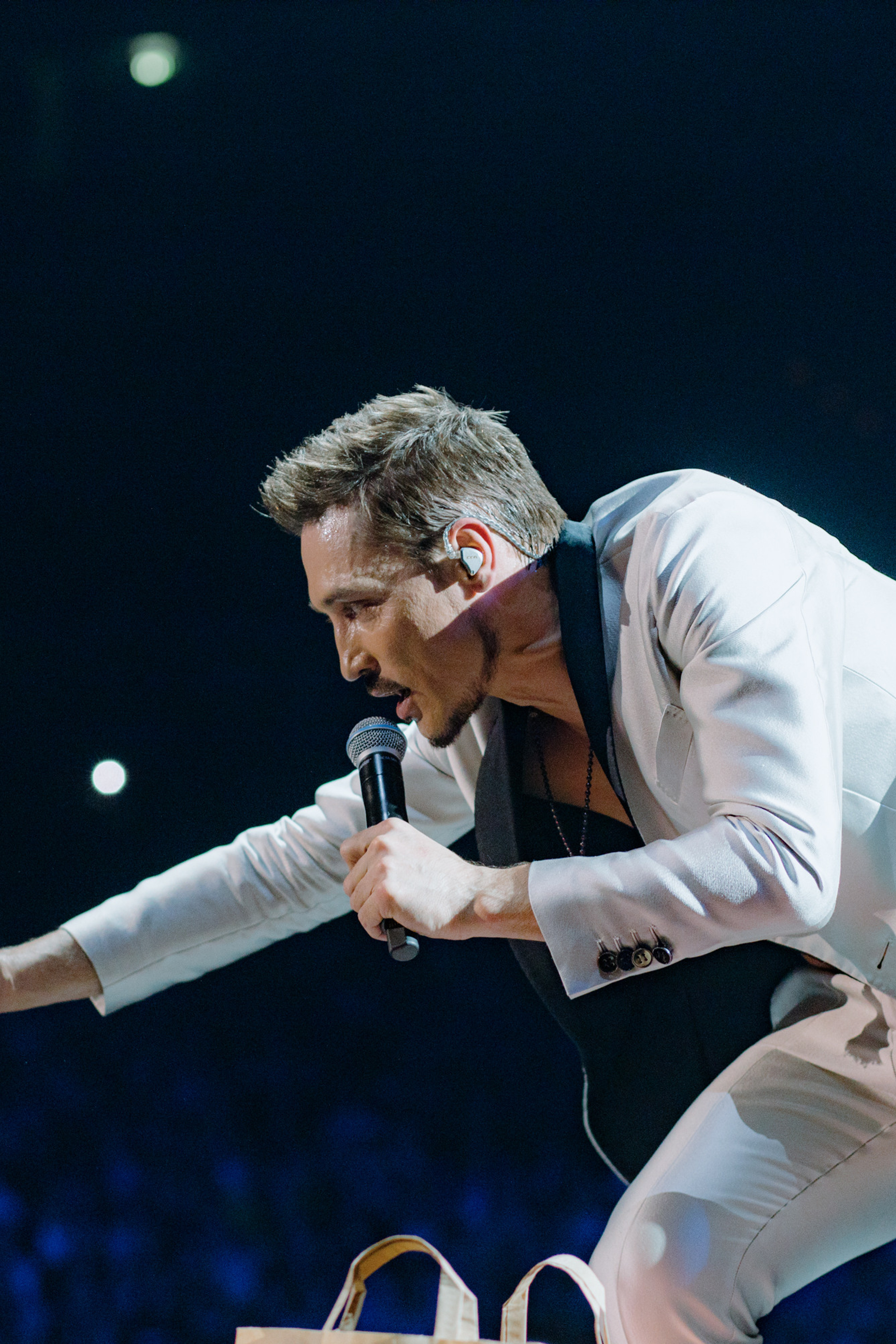 Портретный фотограф, свадебный фотограф, студийный фотограф, фотосессия Love Story, концертный фотограф, репортажный фотограф, коммерческий фотограф, фешн фотограф, международный фотограф, предметный фотограф