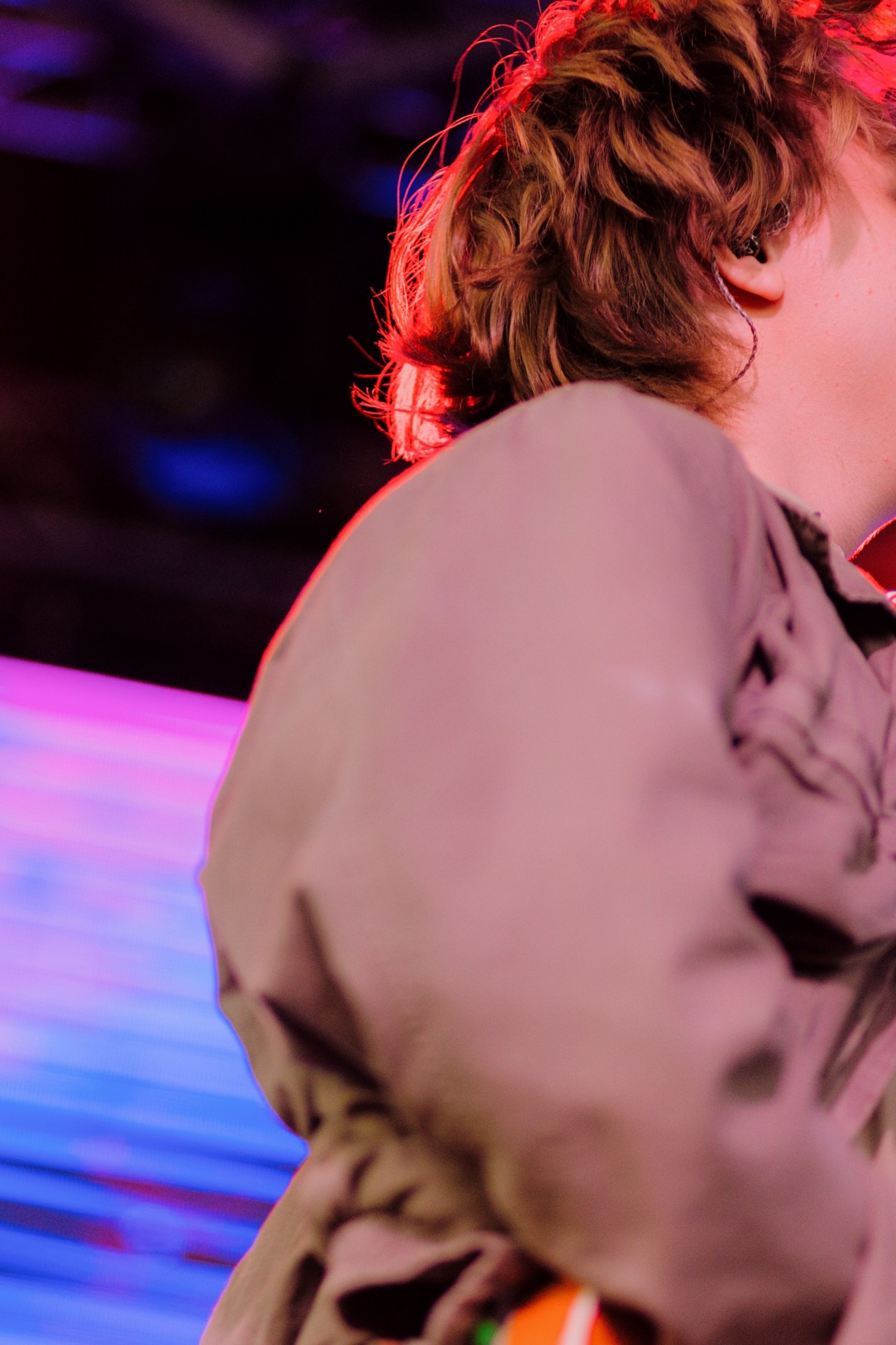 Ваня Дмитриенко в Roof Place. Фотограф и видеограф в Санкт-Петербурге Александра Флотская