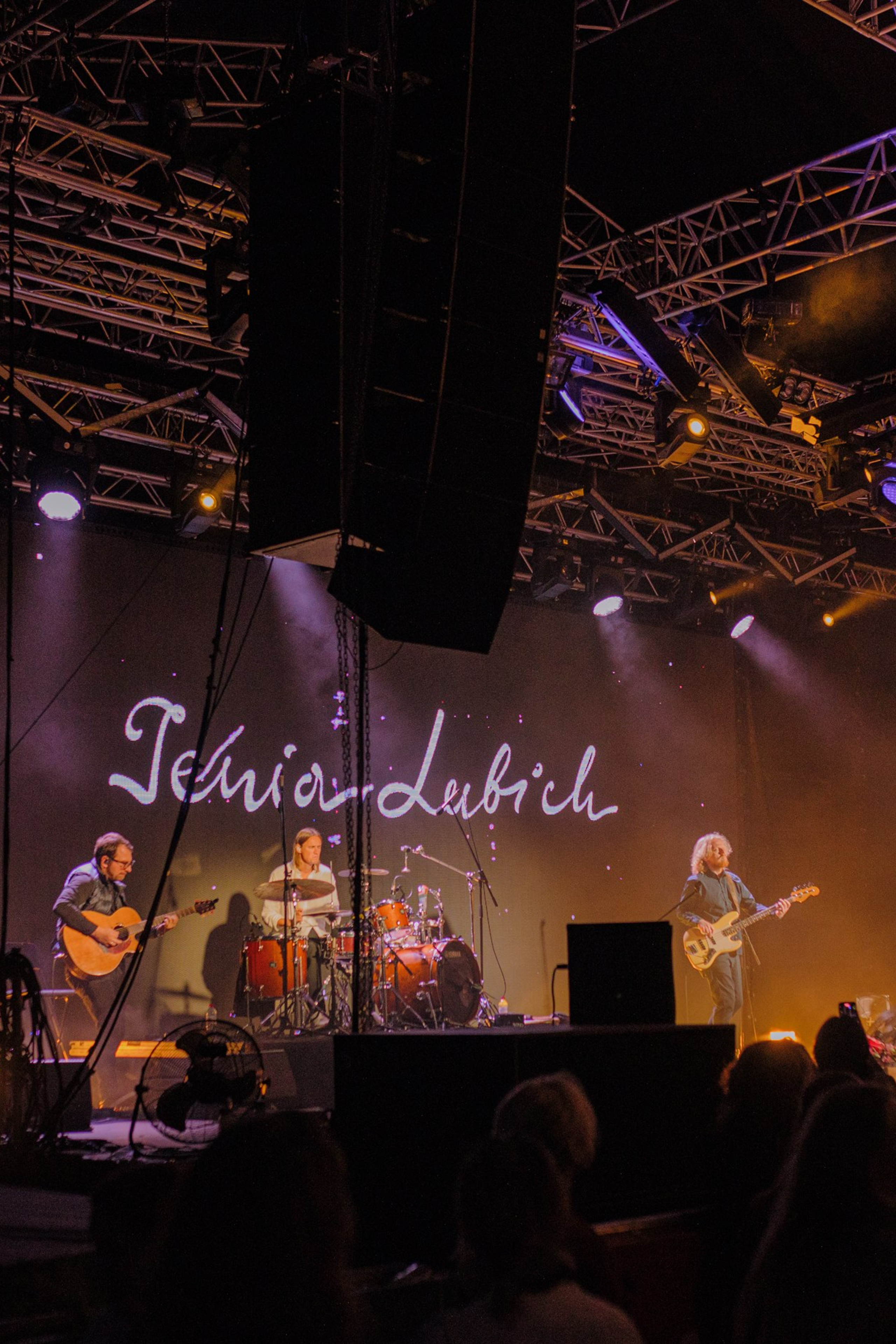 Женя Любич на Roof Place. Фотограф и видеограф в Санкт-Петербурге Александра Флотская
