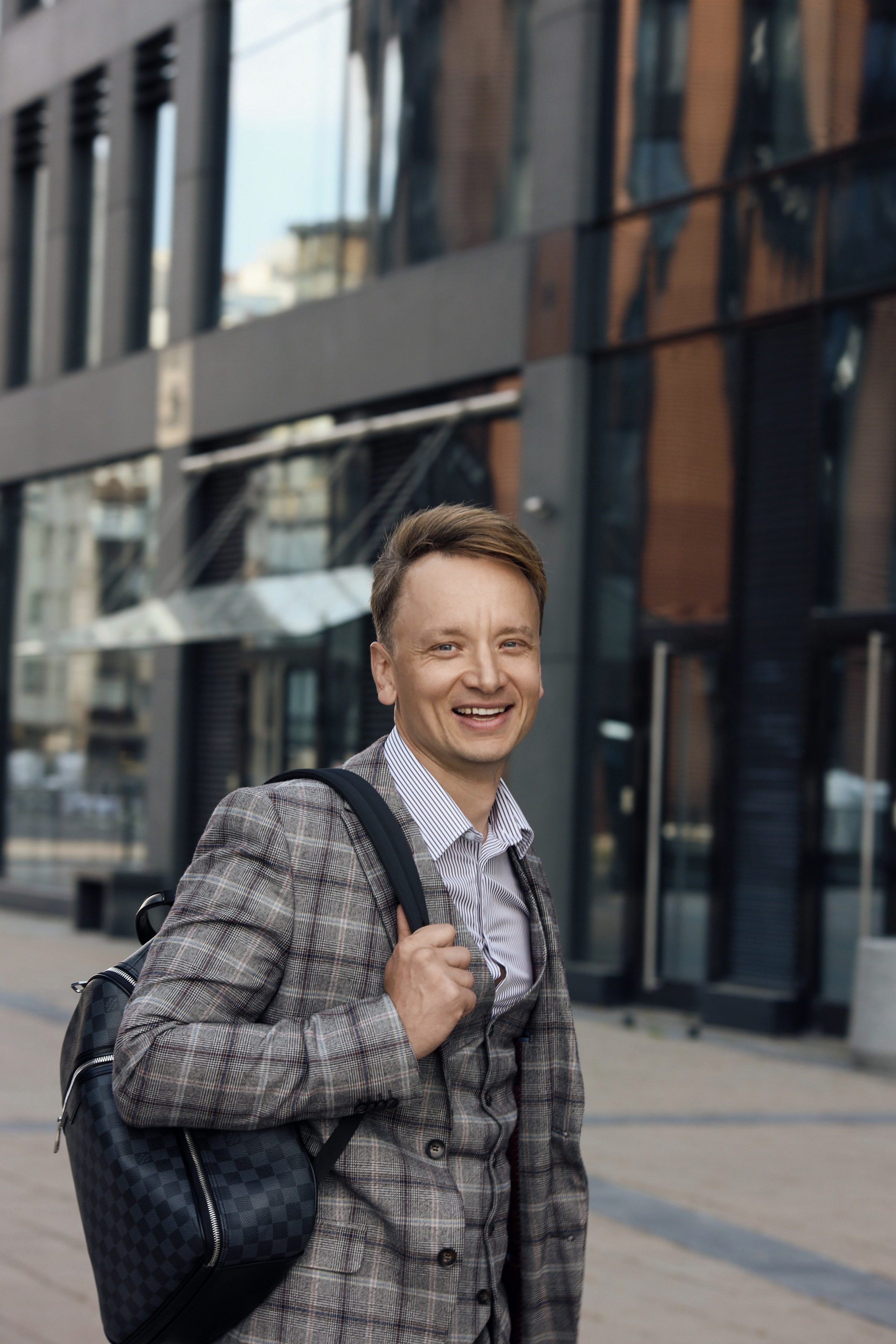 бизнес портрет мужчины в городской среде спб