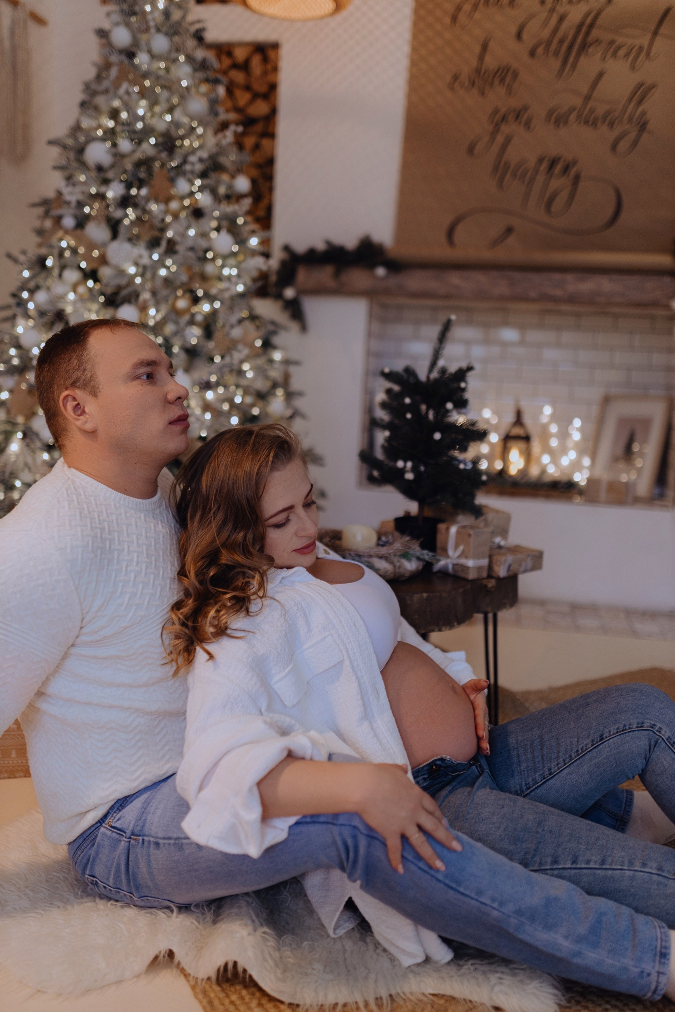 фотосъёмка беременности в минималистичном стиле