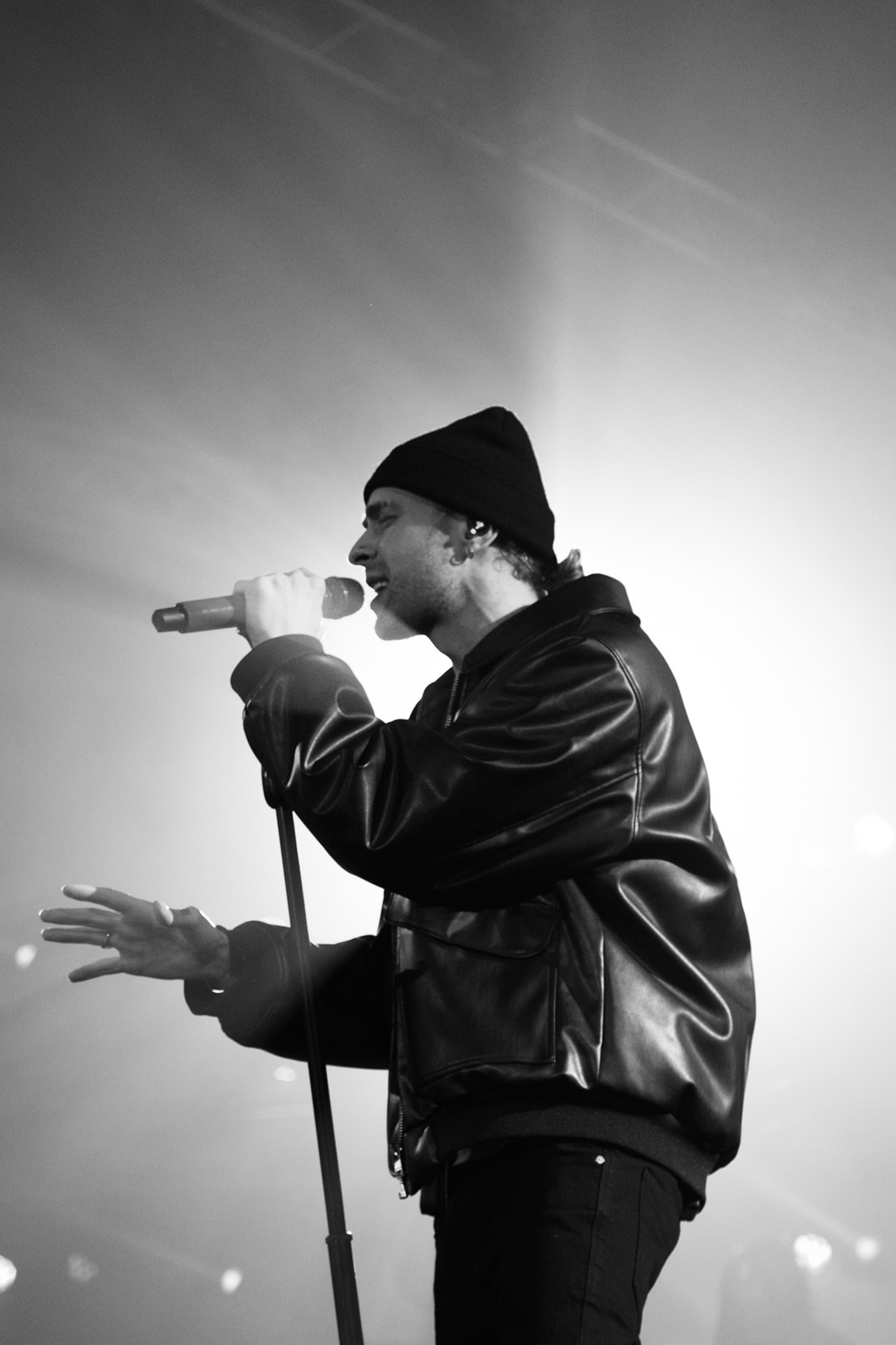 Портретный фотограф, свадебный фотограф, студийный фотограф, фотосессия Love Story, концертный фотограф, репортажный фотограф, коммерческий фотограф, фешн фотограф, международный фотограф, предметный фотограф