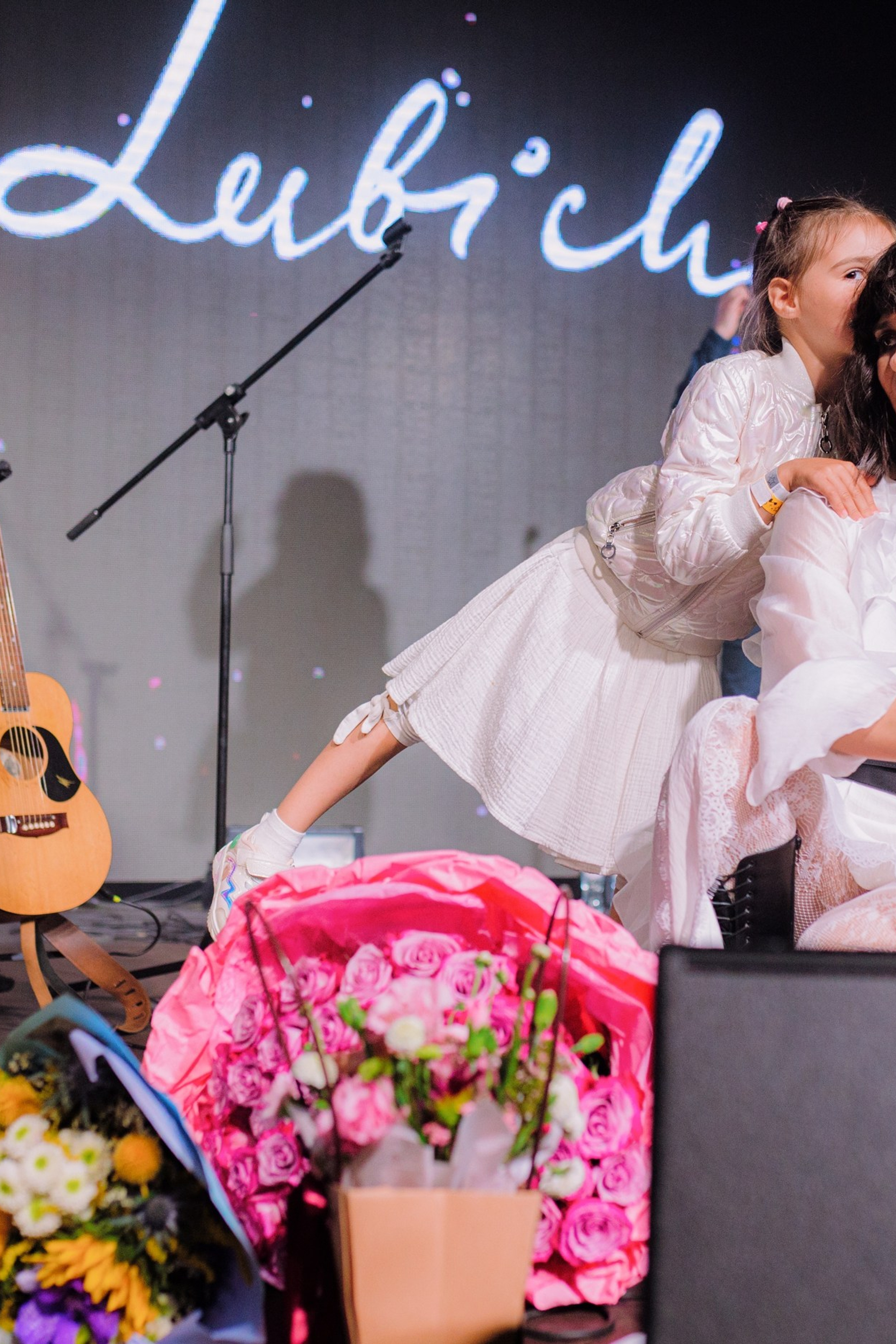 Женя Любич на Roof Place. Фотограф и видеограф в Санкт-Петербурге Александра Флотская