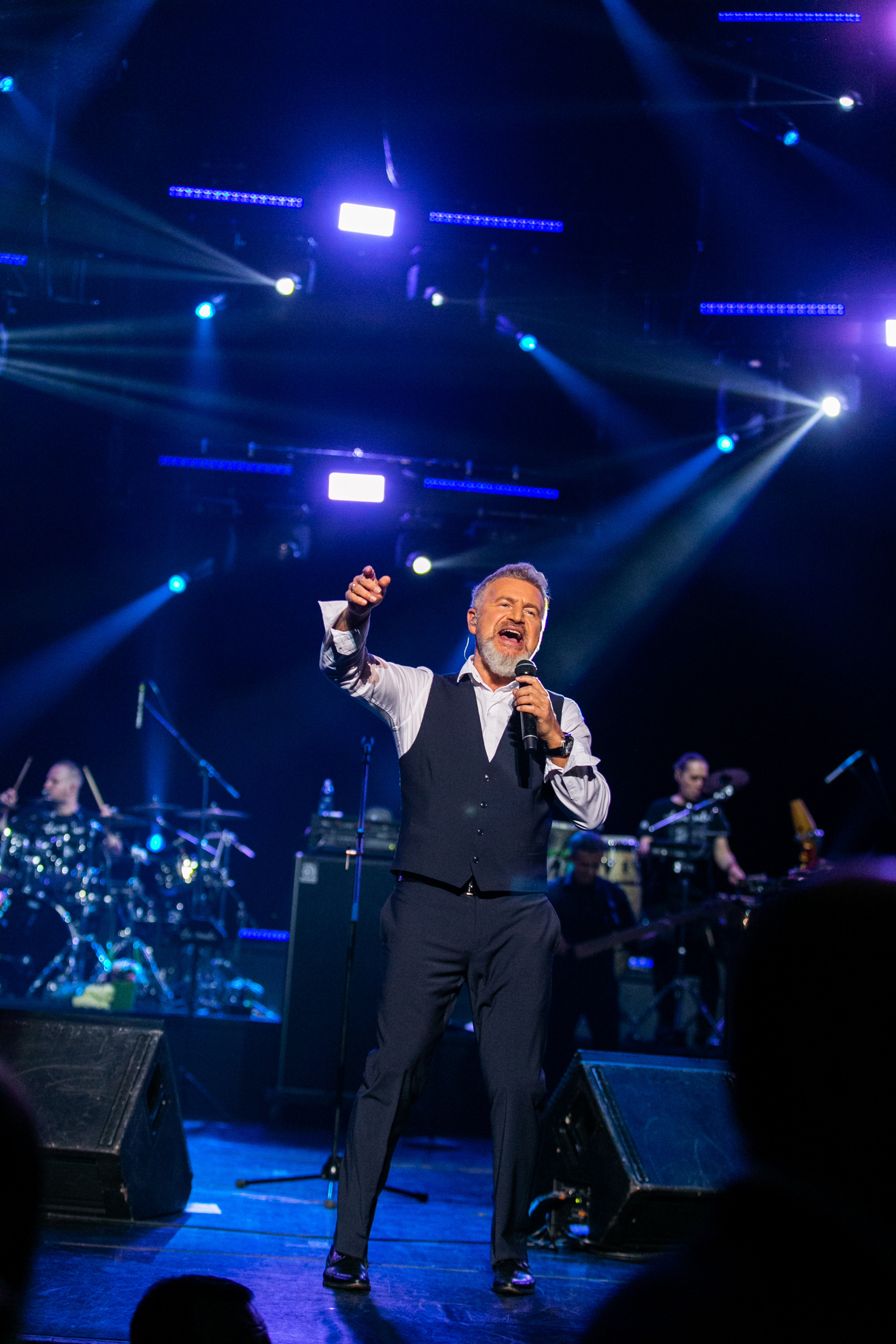 Портретный фотограф, свадебный фотограф, студийный фотограф, фотосессия Love Story, концертный фотограф, репортажный фотограф, коммерческий фотограф, фешн фотограф, международный фотограф, предметный фотограф