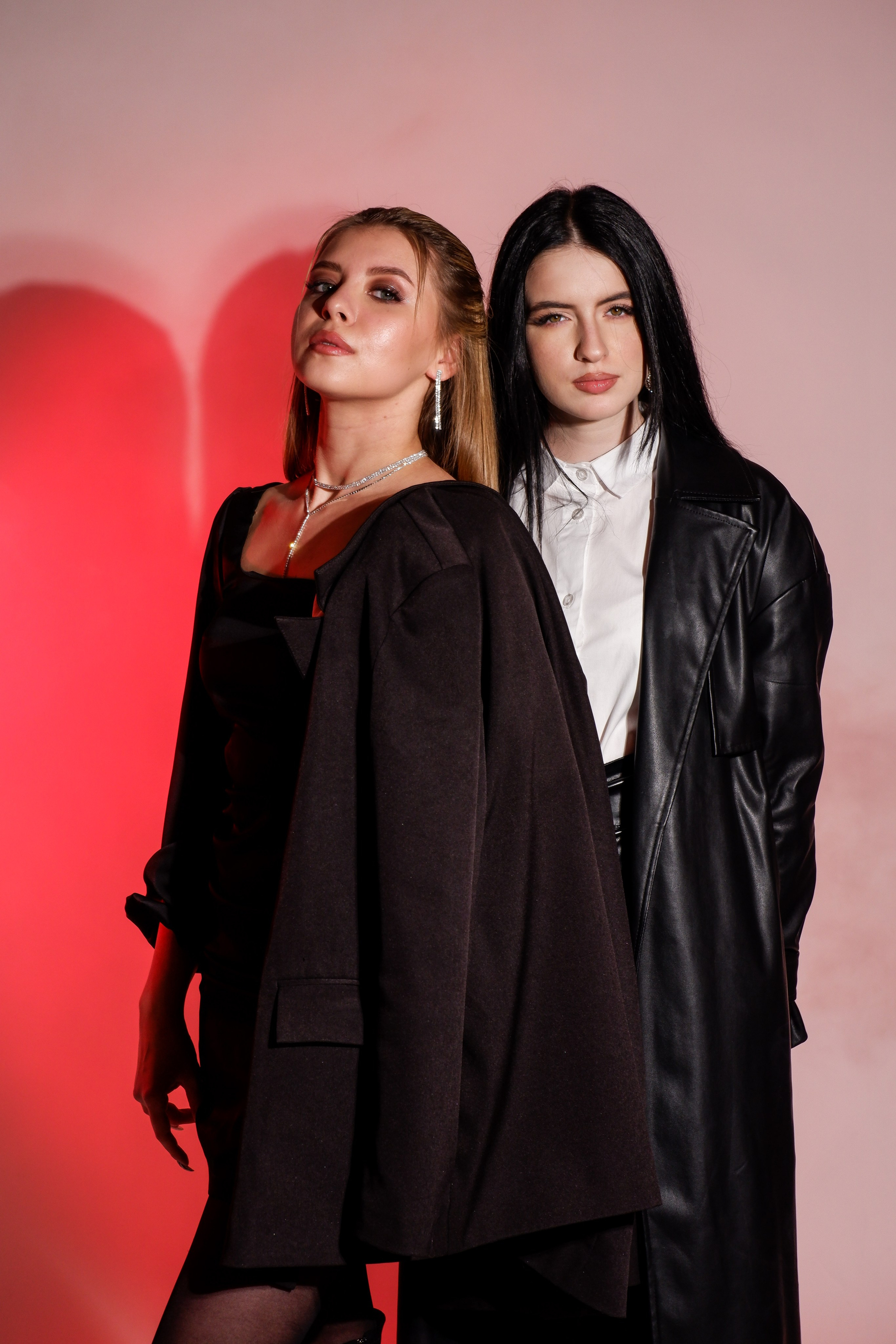 Анна и Александра