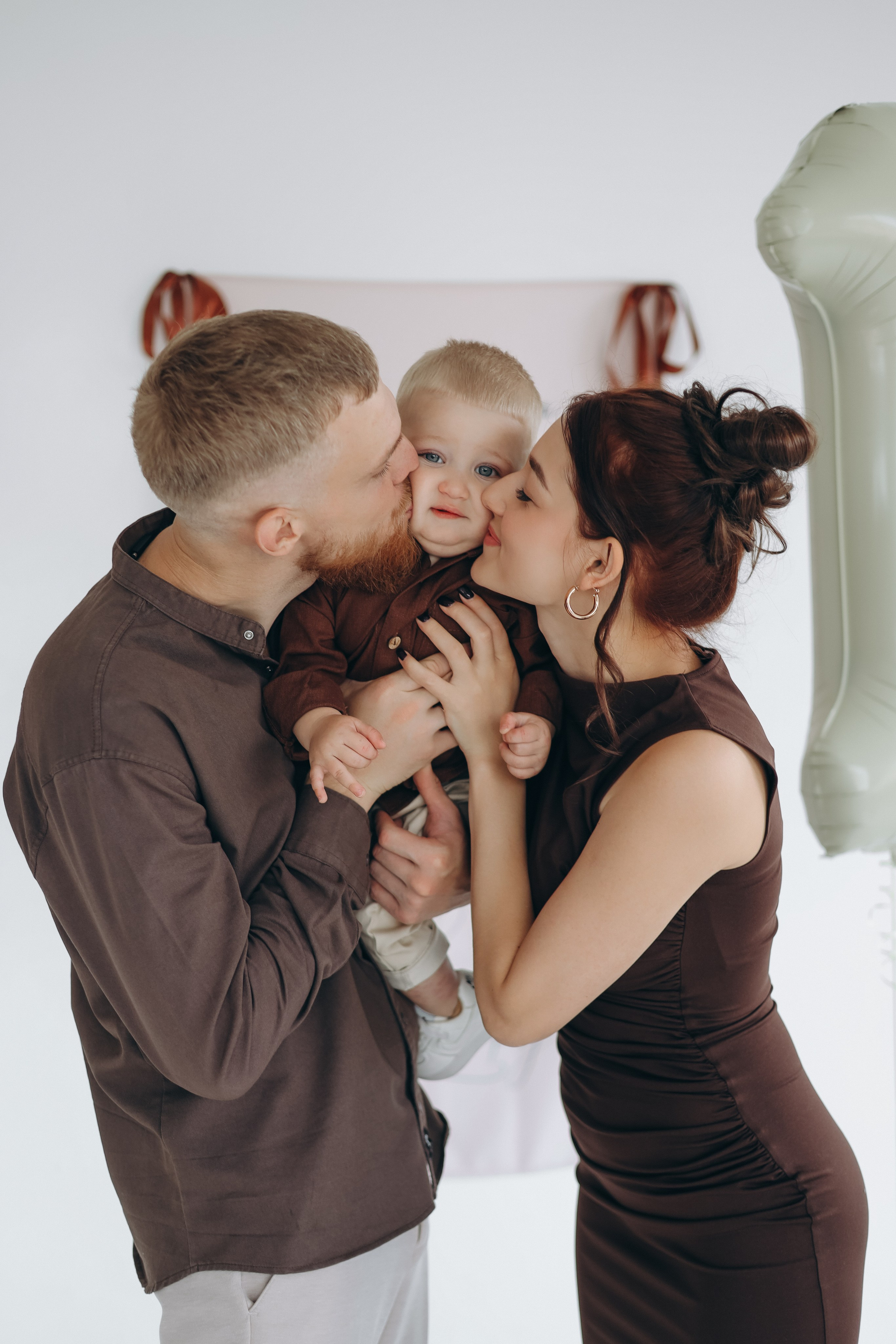 Леону 1 годик