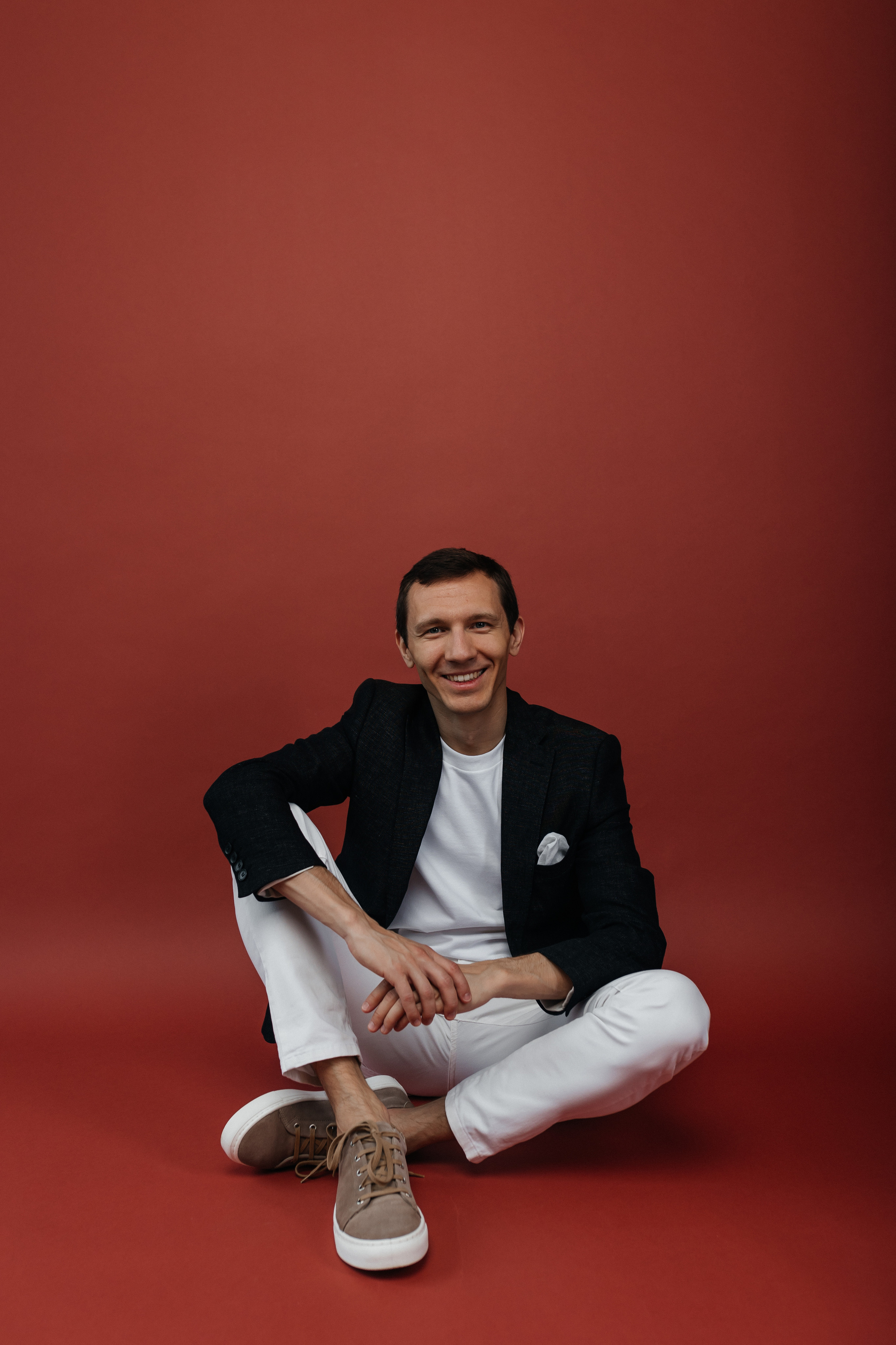 Дмитрий, съёмка в студии