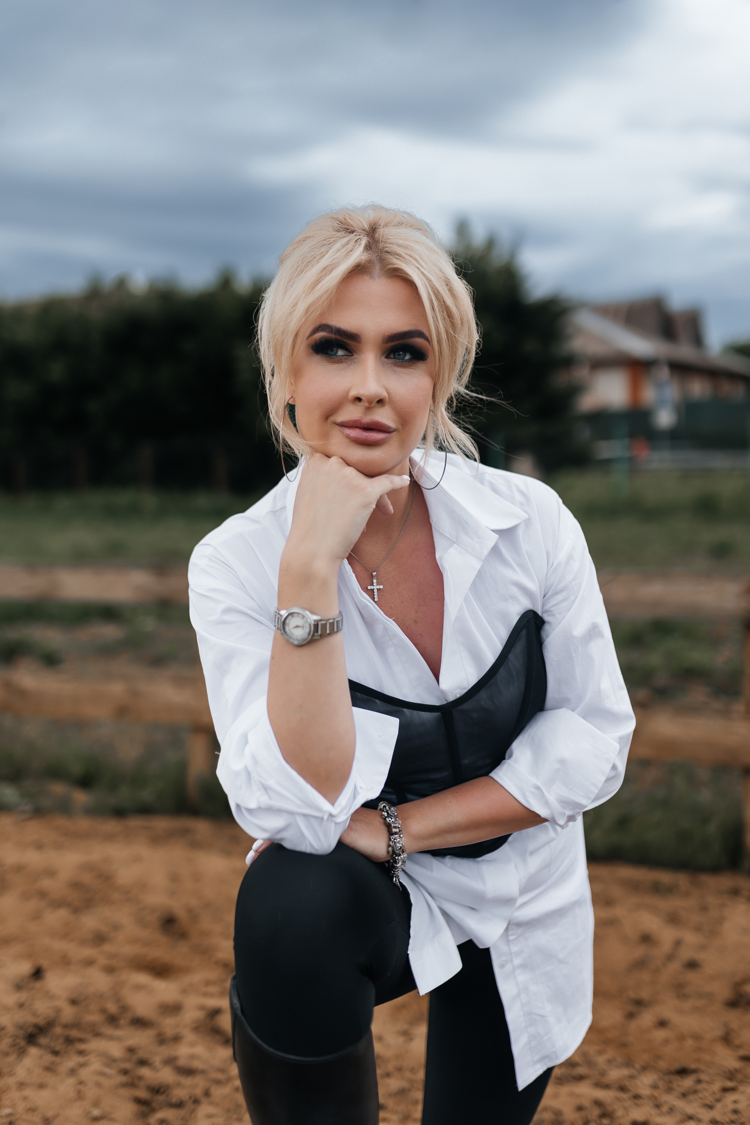 Анна, съёмка с конем