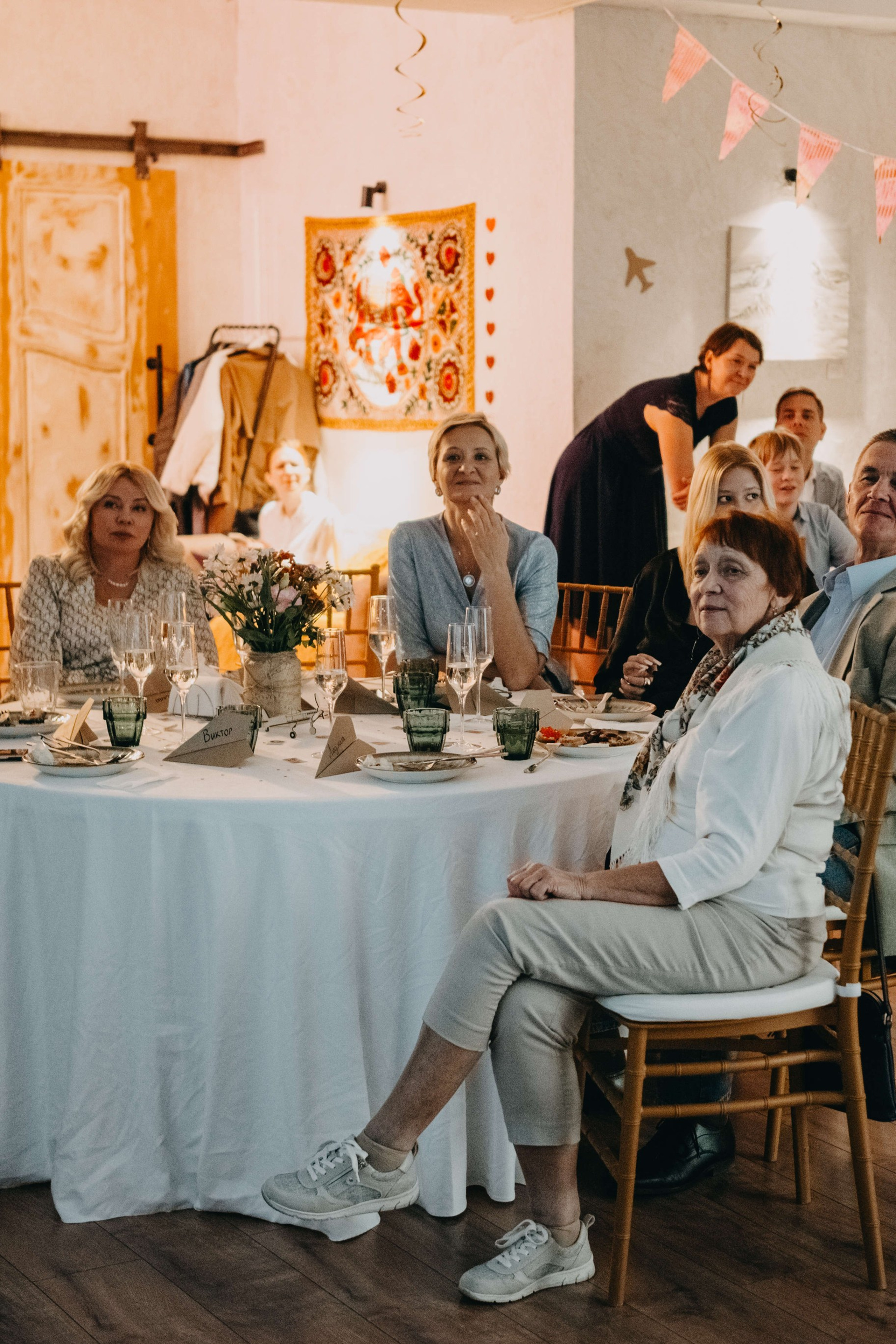 Годовщина свадьбы в кафе