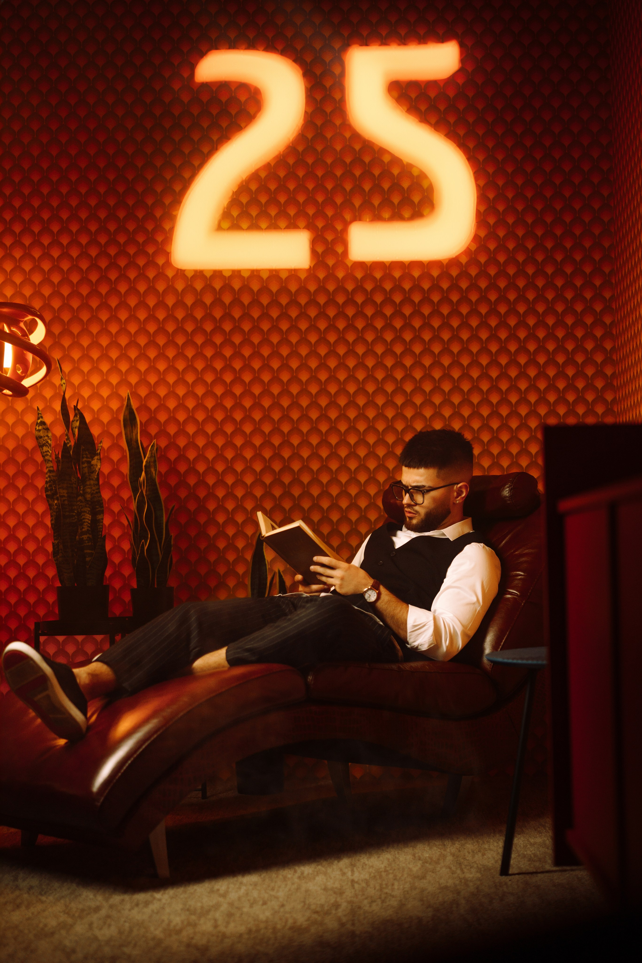 Бизнес фотосессия. Михаил Евтух — фотограф для брендов и маркетплейсов в Минске