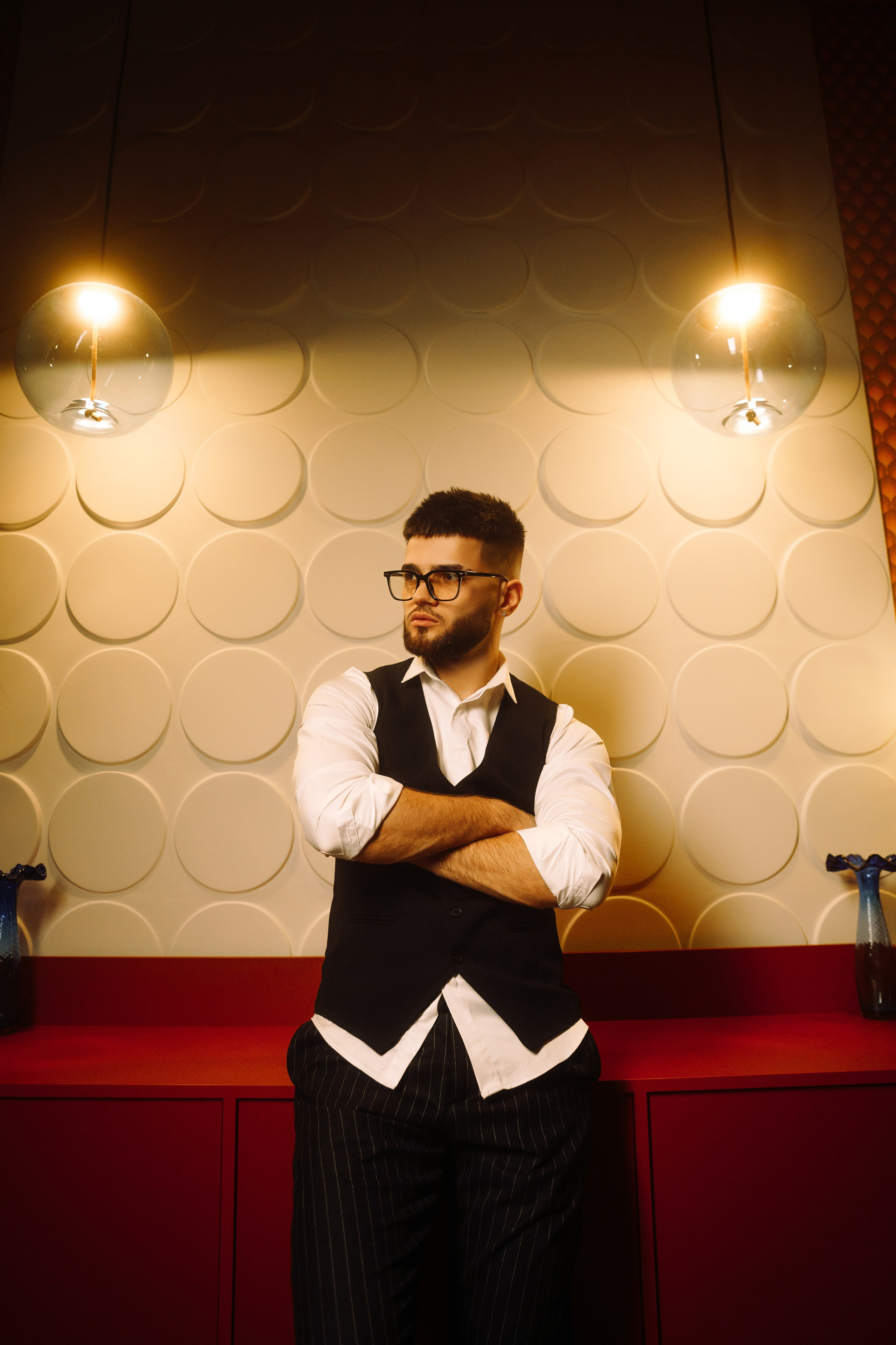 Бизнес фотосессия. Михаил Евтух — фотограф для брендов и маркетплейсов в Минске