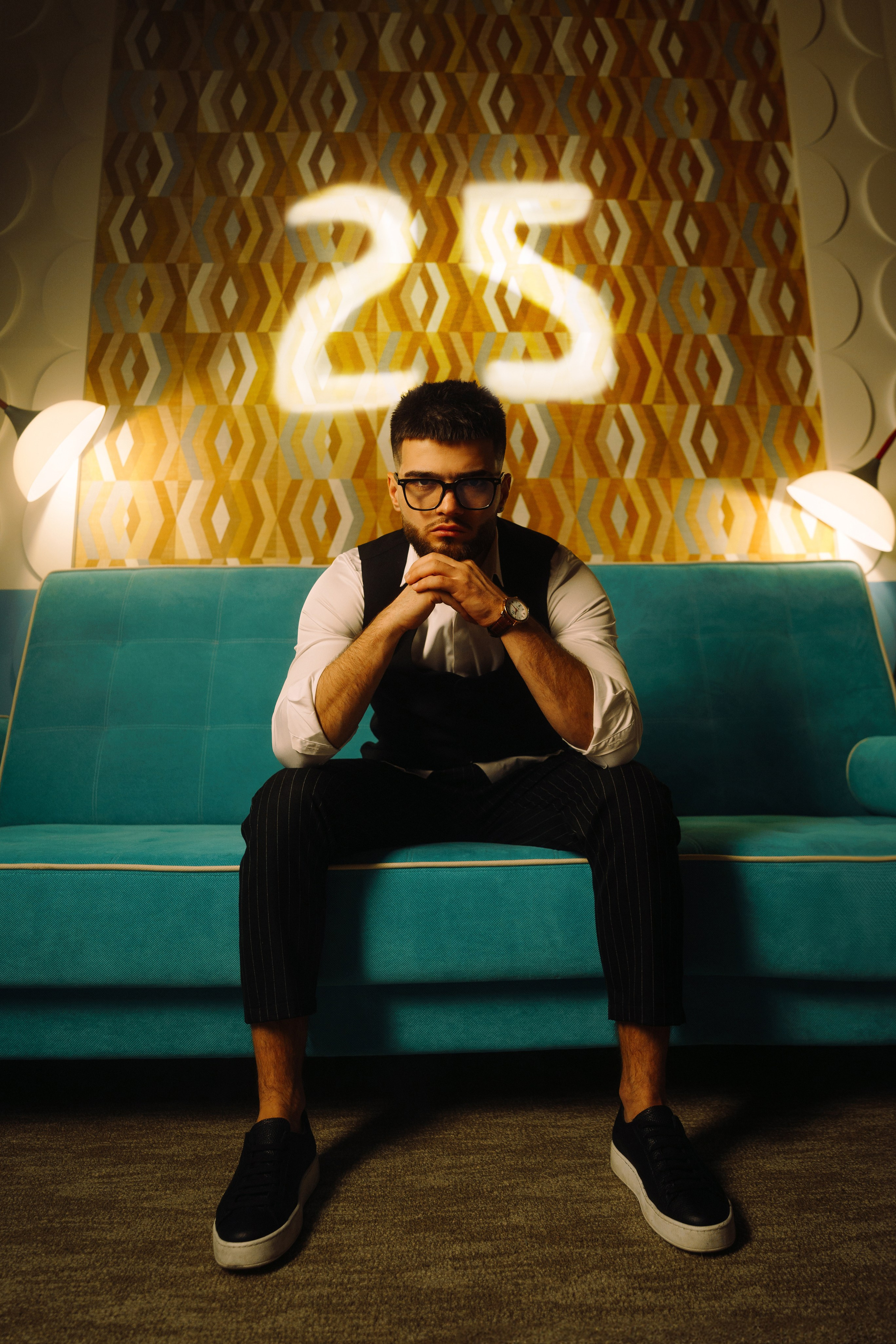 Фотосессия в Минске. Михаил Евтух — фотограф для брендов и маркетплейсов в Минске