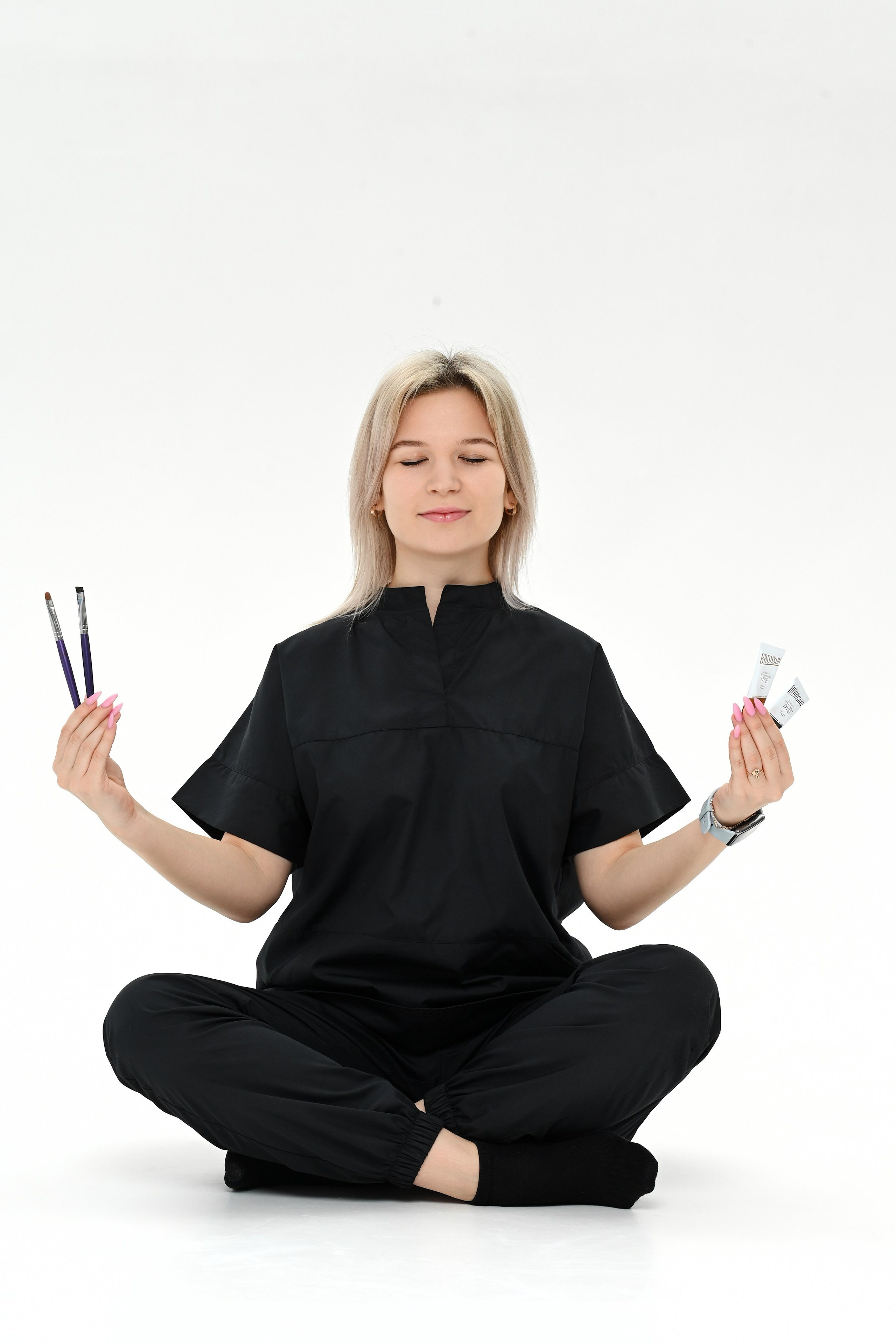 Контент для брендов, экспертов и бьюти мастеров. Предметный контент — фотограф в Саратове Юлия