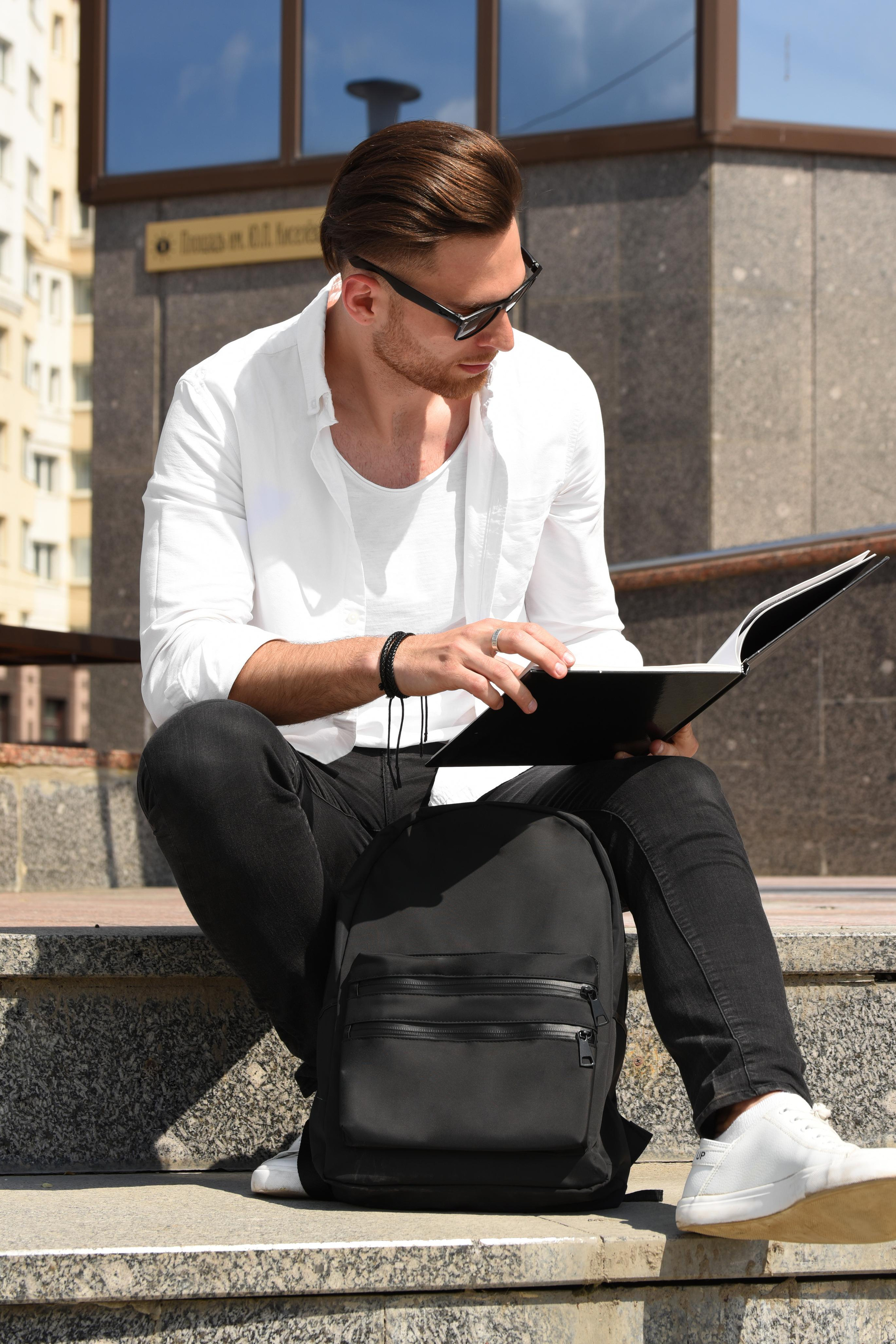 Съемка сумок, кошельков, рюкзаков и других аксессуаров. Предметный контент — фотограф в Саратове Юлия