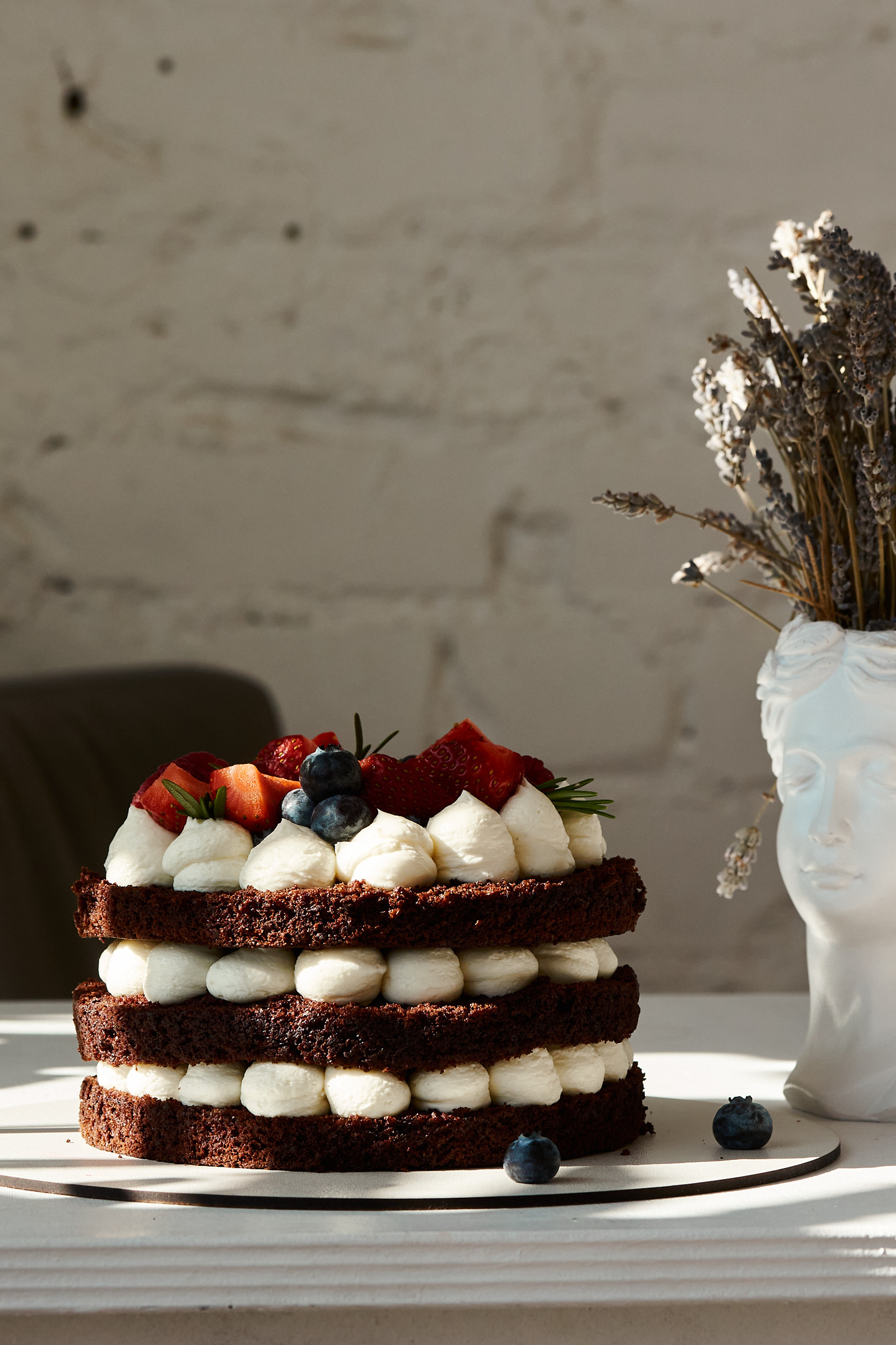 Контент для брендов, экспертов и бьюти мастеров. Предметный контент — фотограф в Саратове Юлия