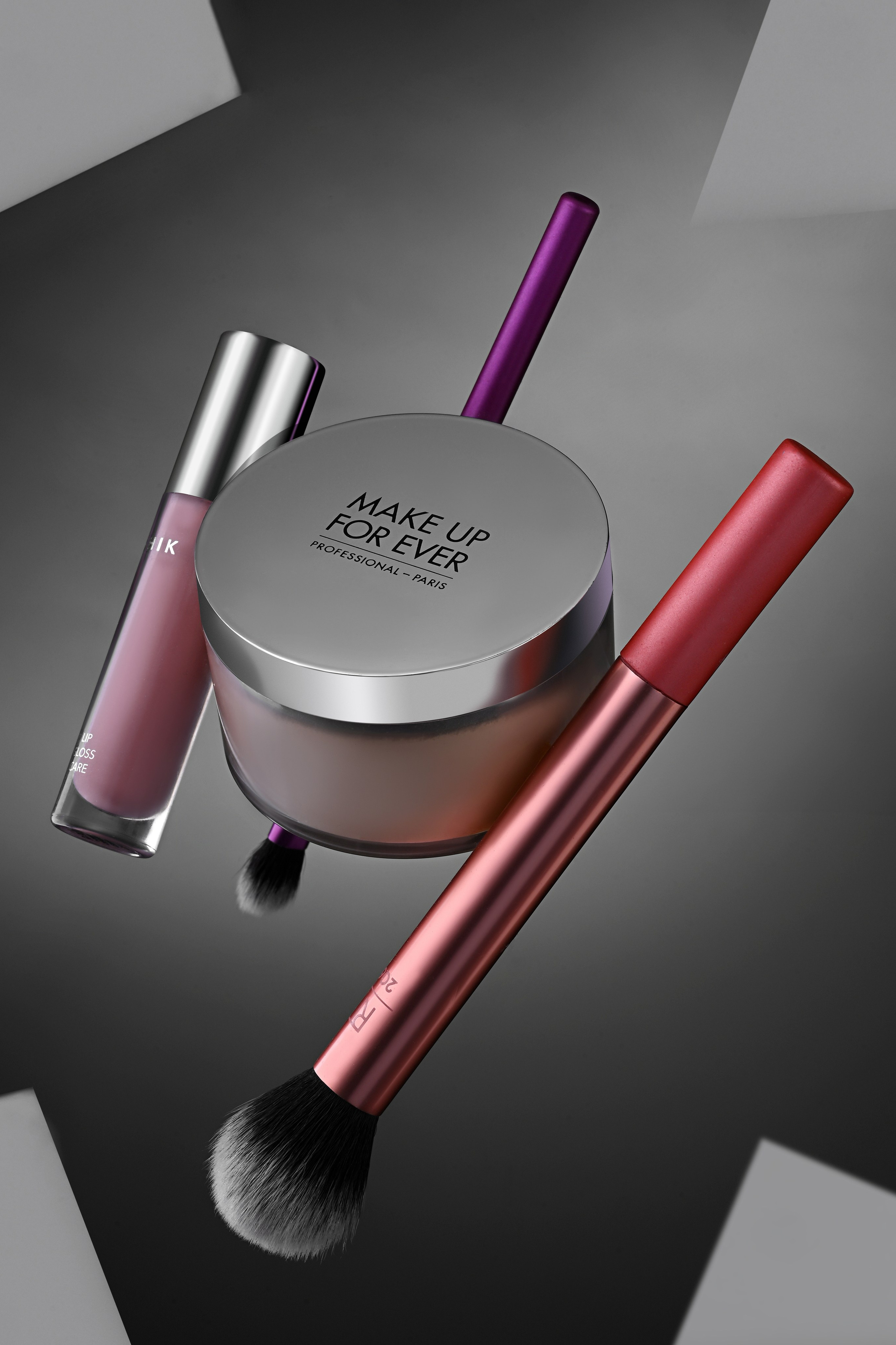 Уходовая и декоративная косметика. Предметный контент — фотограф в Саратове Юлия