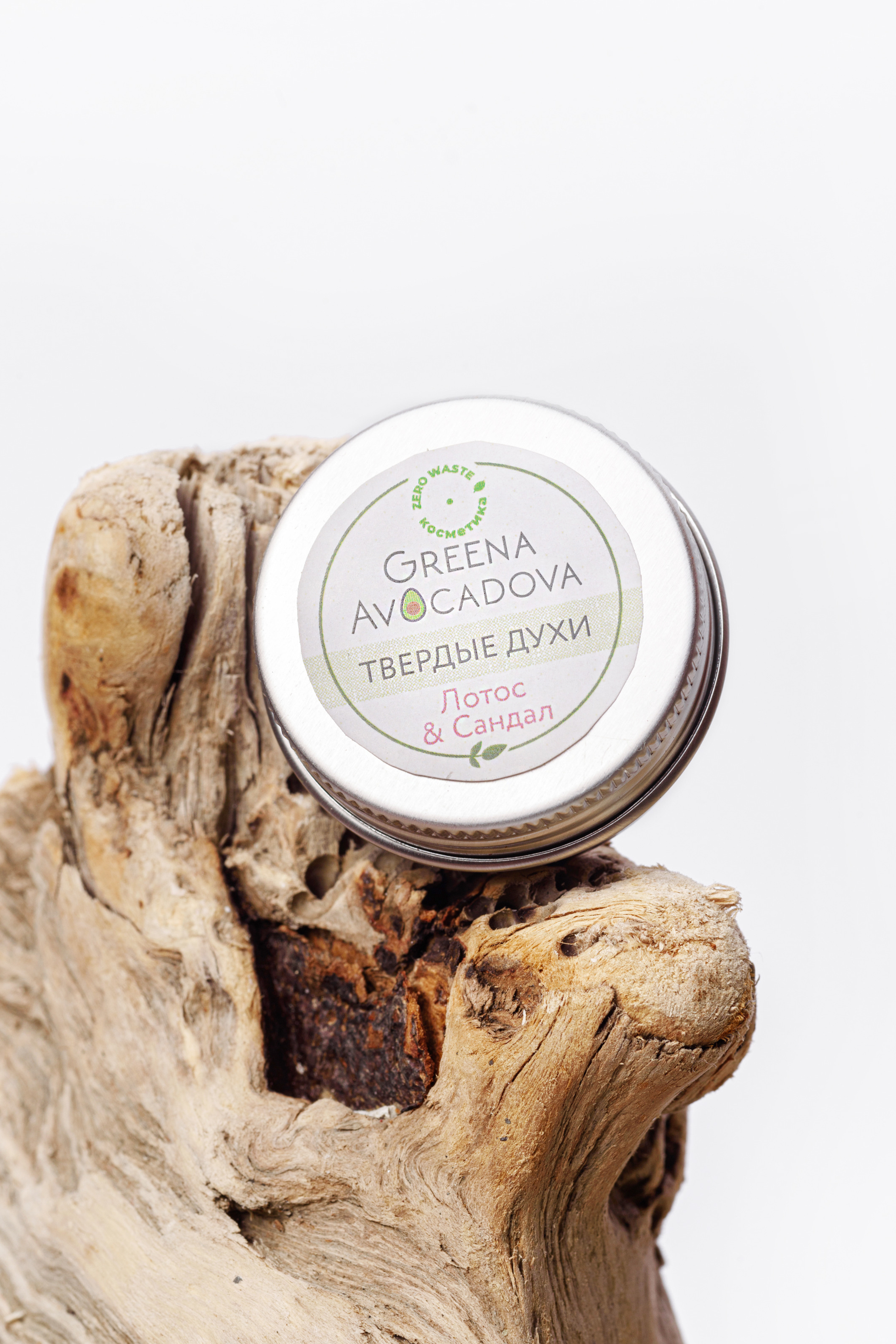 Уходовая и декоративная косметика. Предметный контент — фотограф в Саратове Юлия