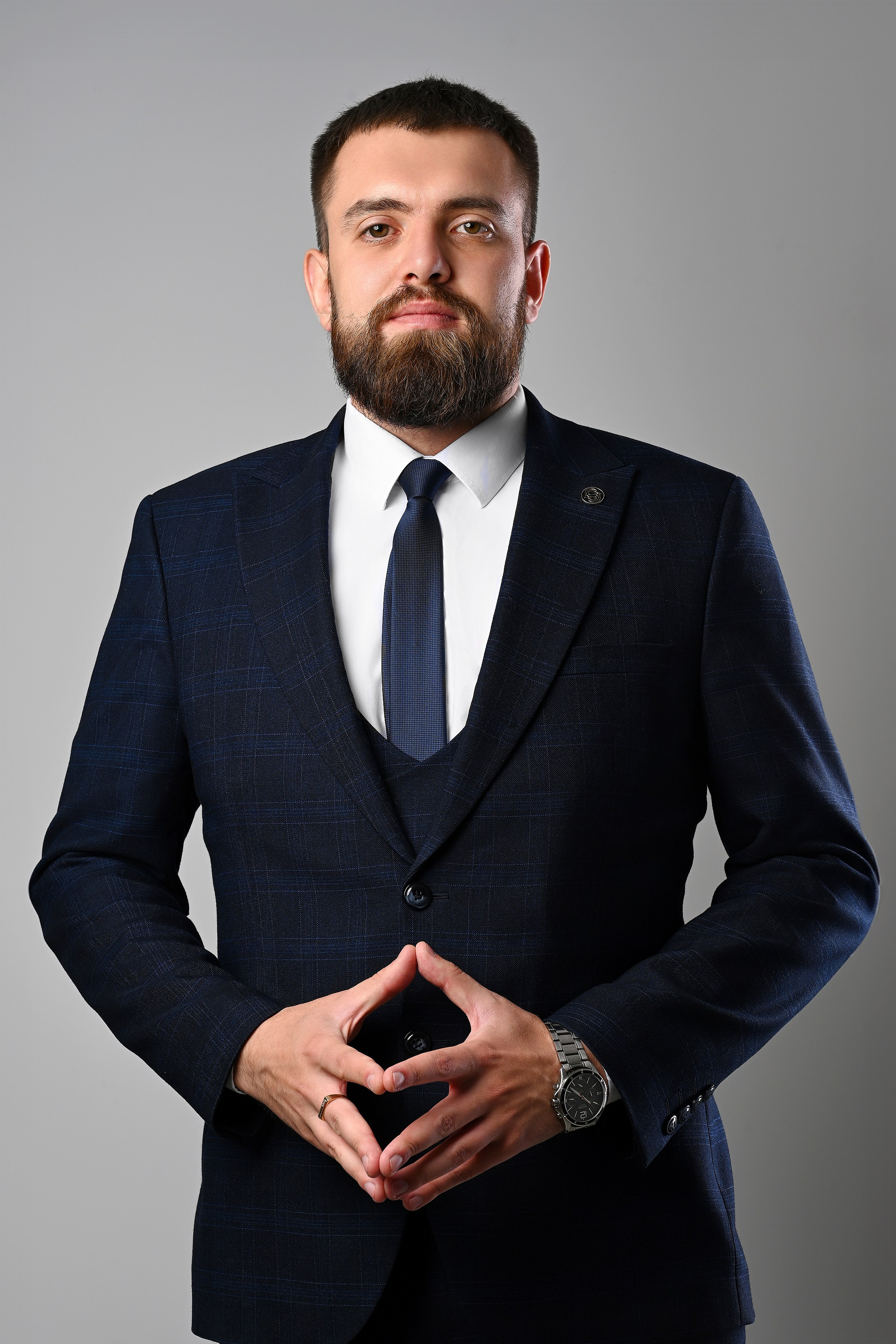 Мужской и женский бизнес портрет. Предметный контент — фотограф в Саратове Юлия