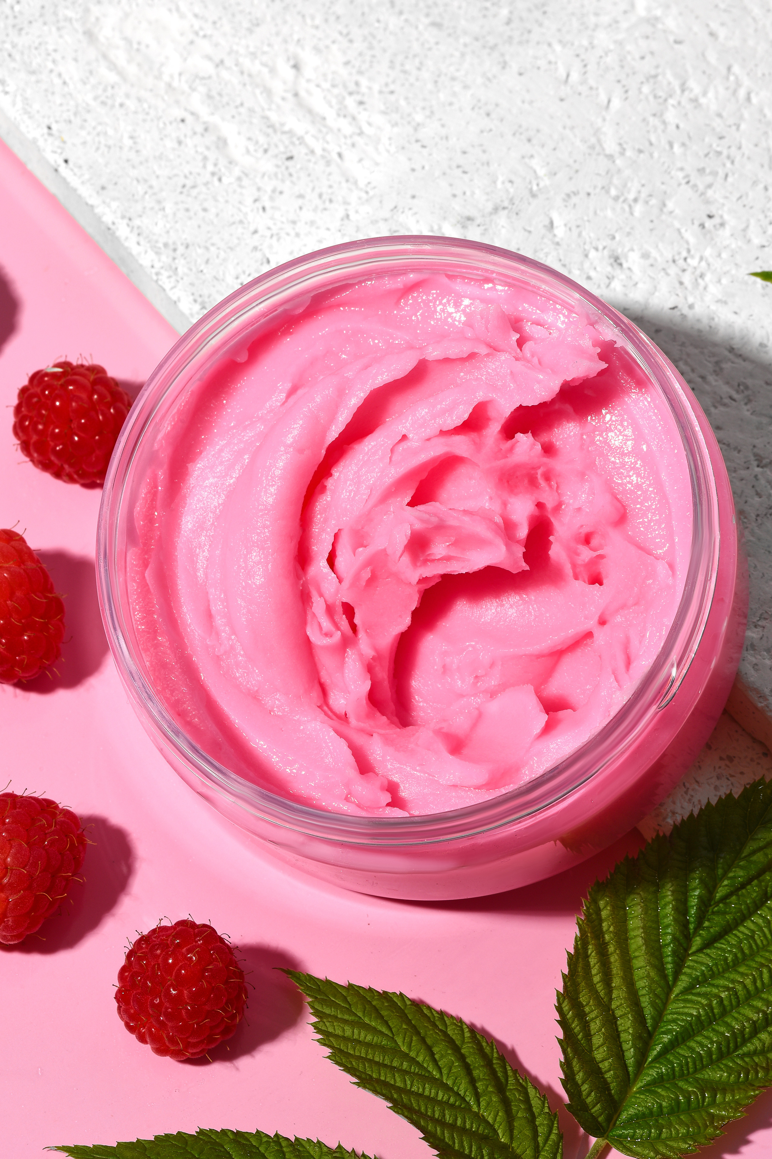 Уходовая и декоративная косметика. Предметный контент — фотограф в Саратове Юлия