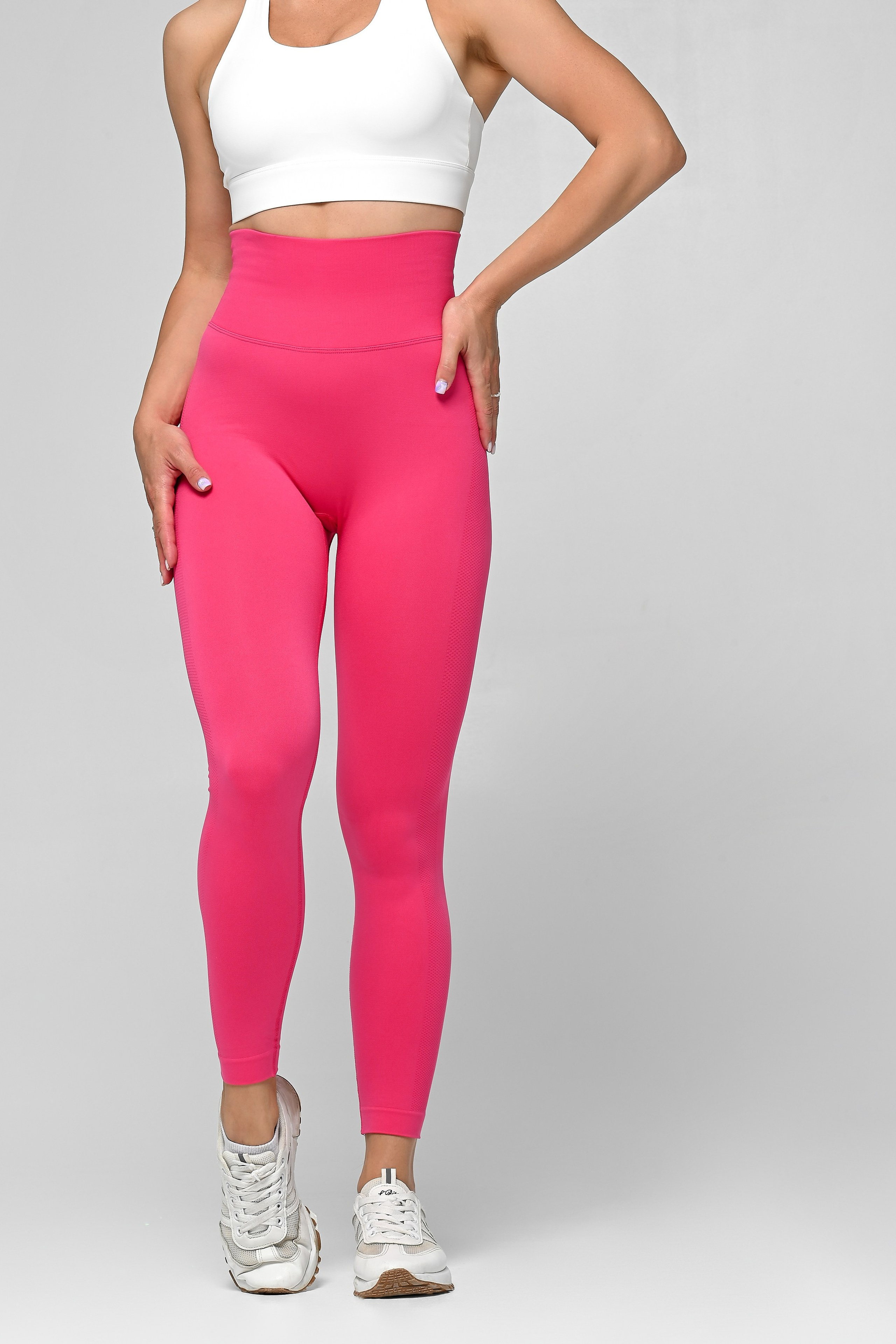 Съемка одежды и обуви. Предметный контент — фотограф в Саратове Юлия