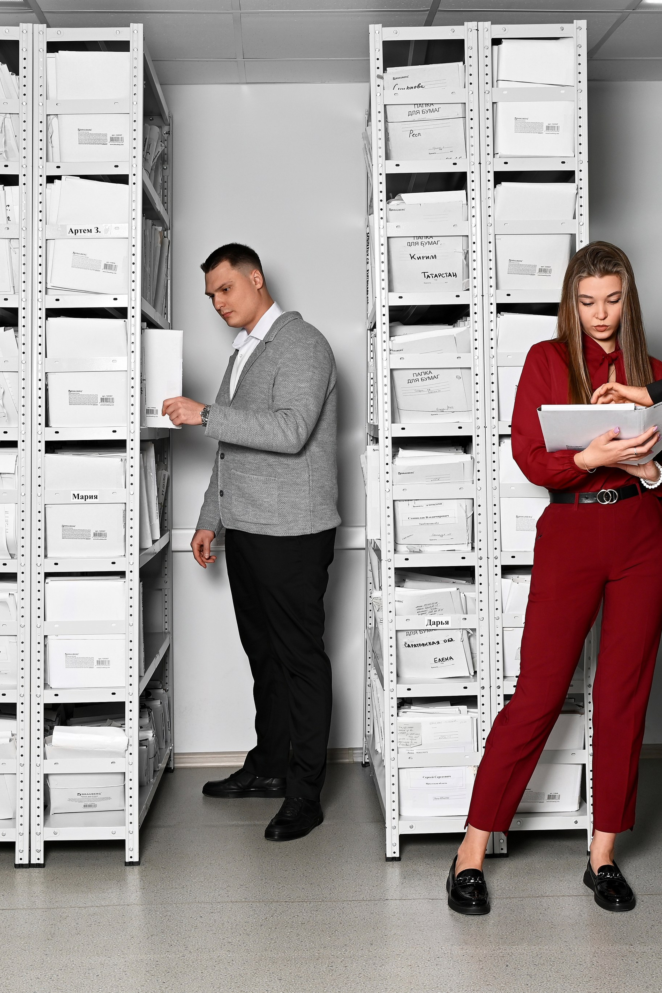 Мужской и женский бизнес портрет. Предметный контент — фотограф в Саратове Юлия