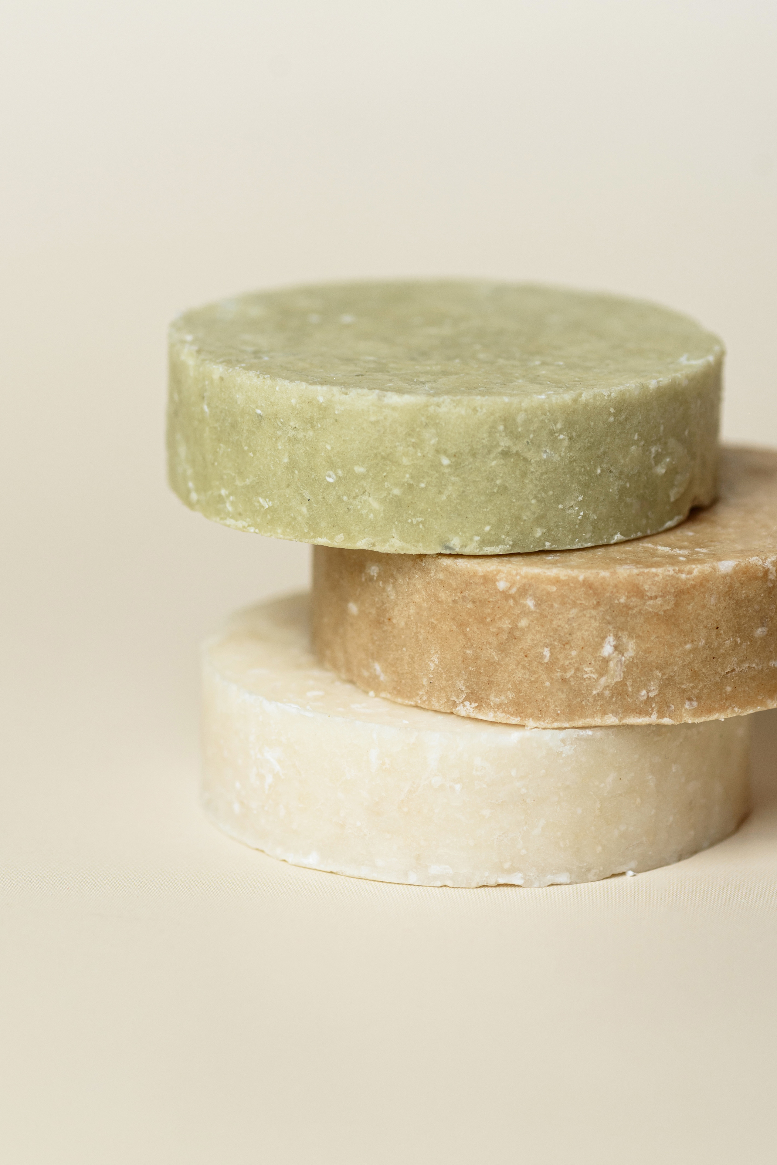 Уходовая и декоративная косметика. Предметный контент — фотограф в Саратове Юлия