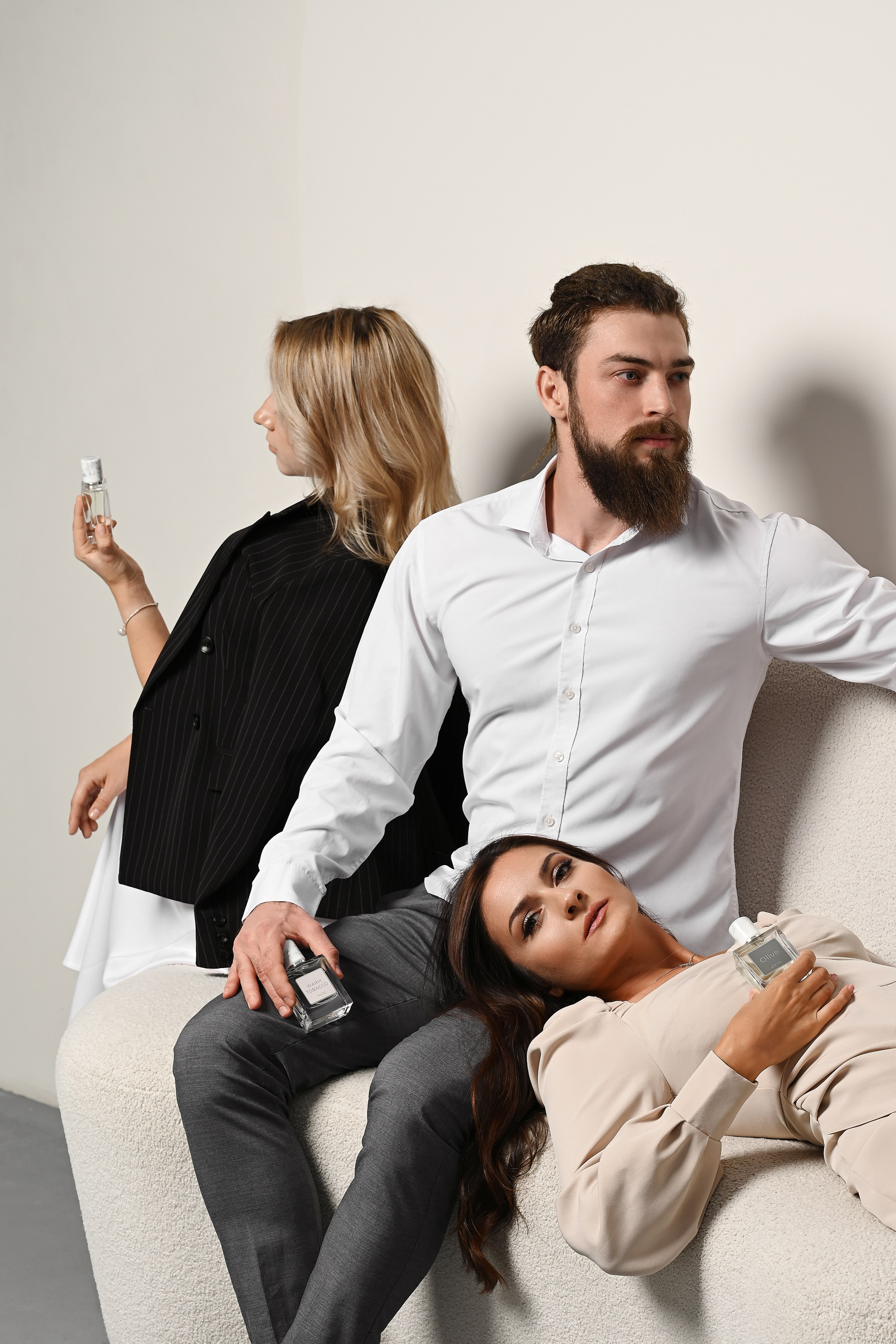 Уходовая и декоративная косметика. Предметный контент — фотограф в Саратове Юлия