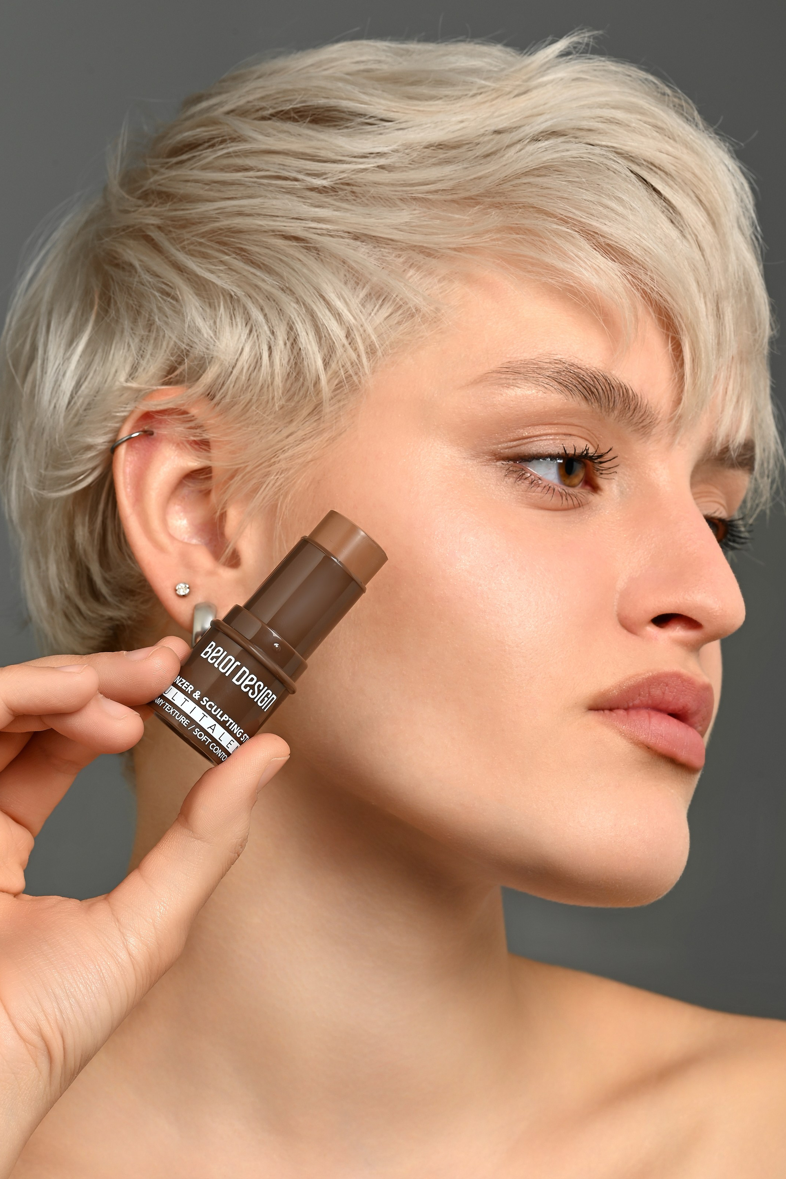 Уходовая и декоративная косметика. Предметный контент — фотограф в Саратове Юлия