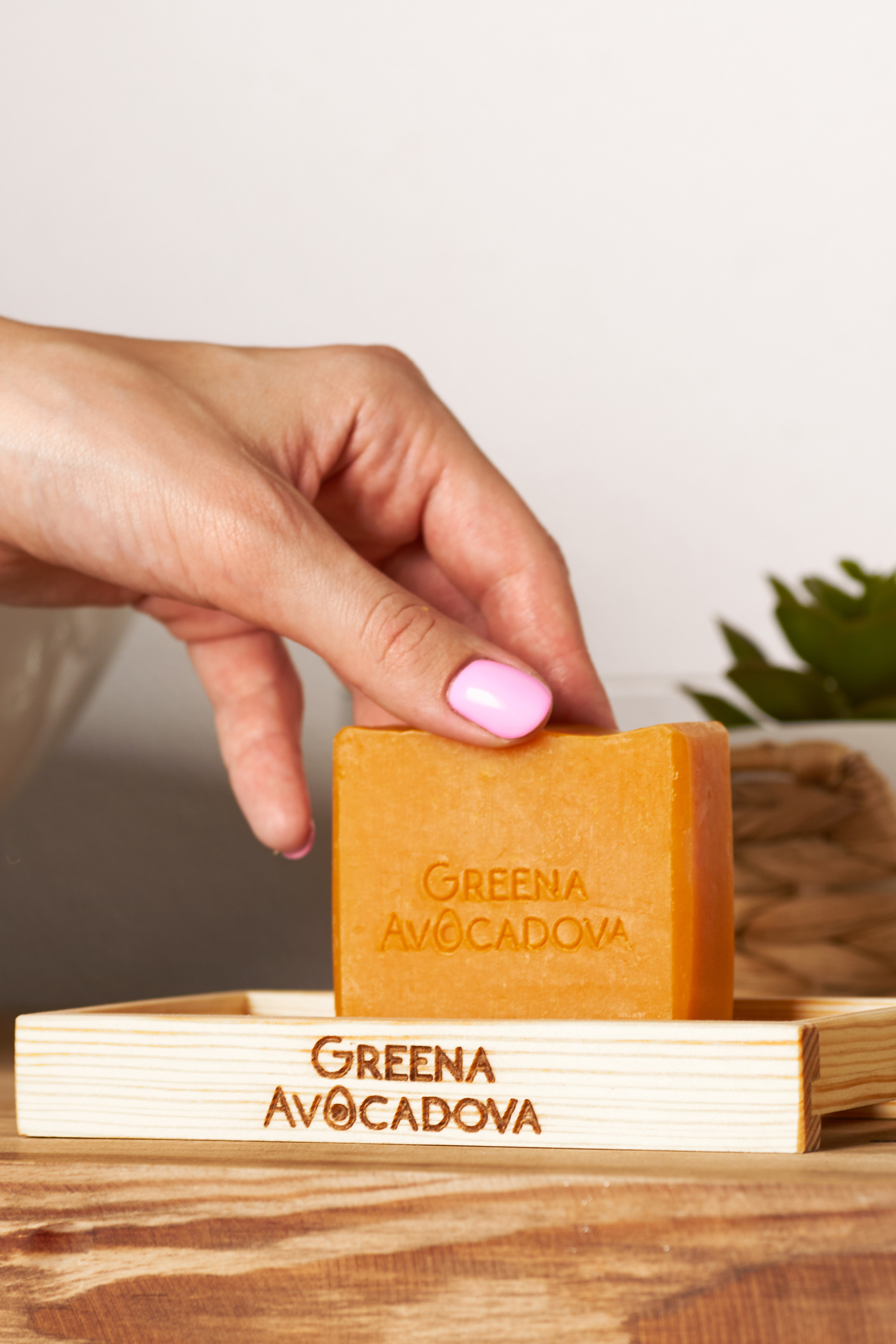 Уходовая и декоративная косметика. Предметный контент — фотограф в Саратове Юлия