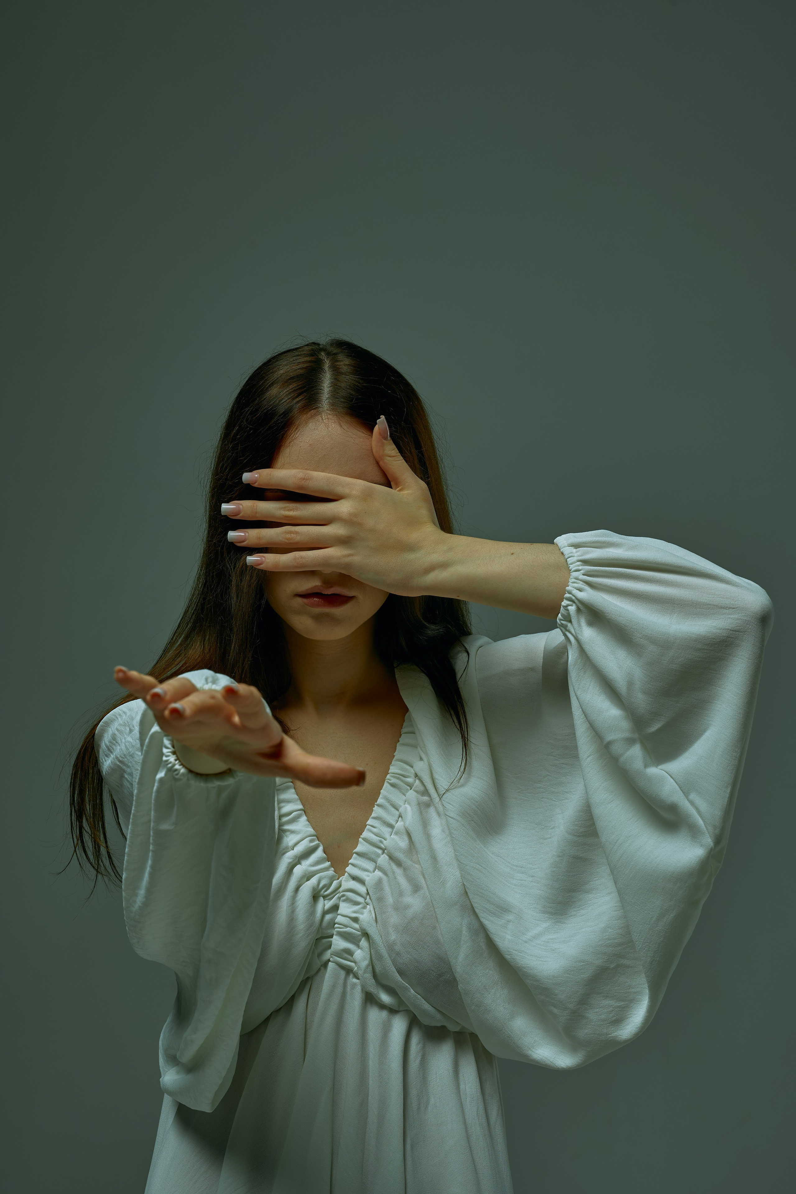 Контент для брендов, экспертов и бьюти мастеров. Предметный контент — фотограф в Саратове Юлия