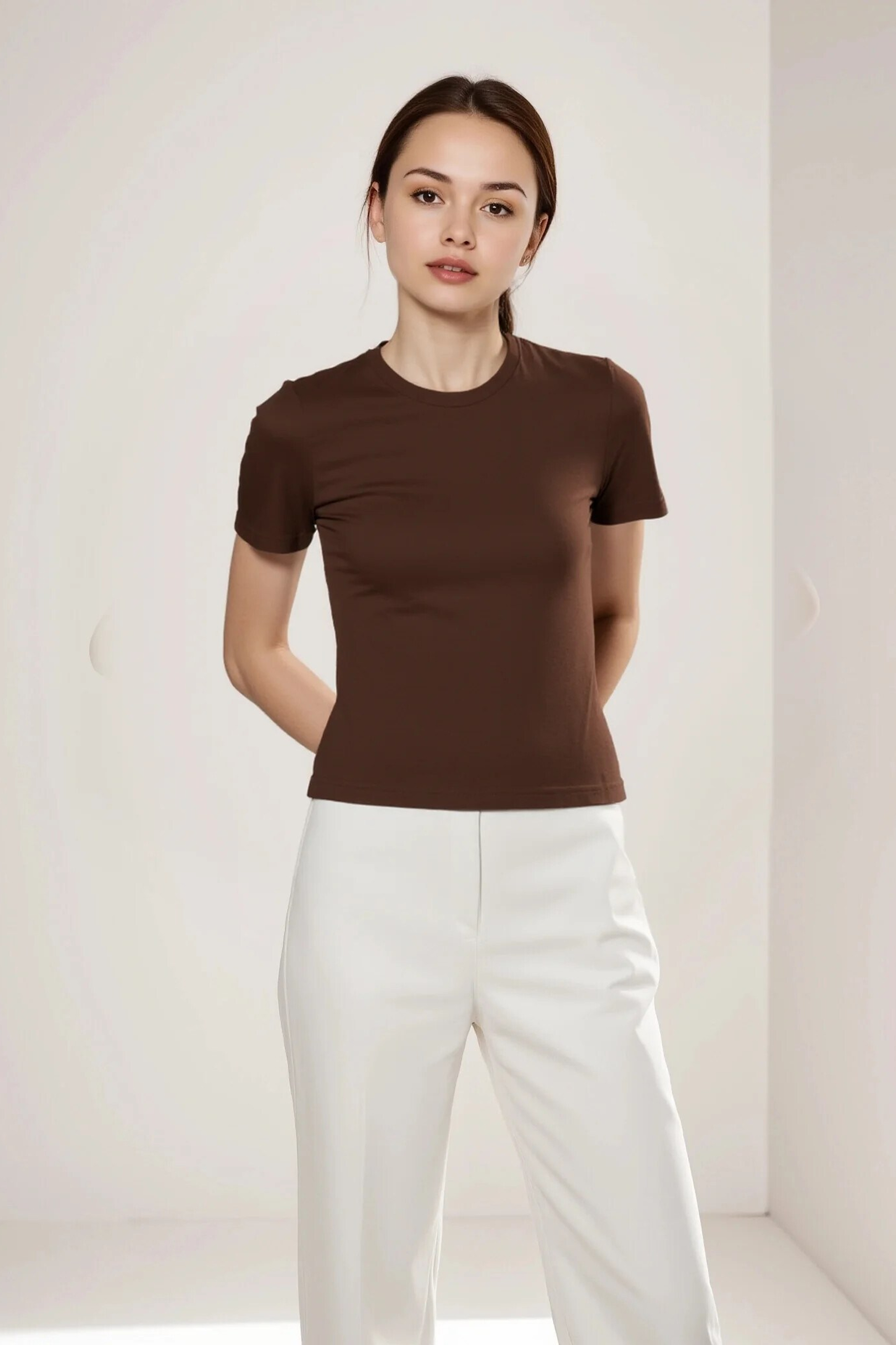 Генерация фона, моделей ИИ — нейросети. Предметный контент — фотограф в Саратове Юлия