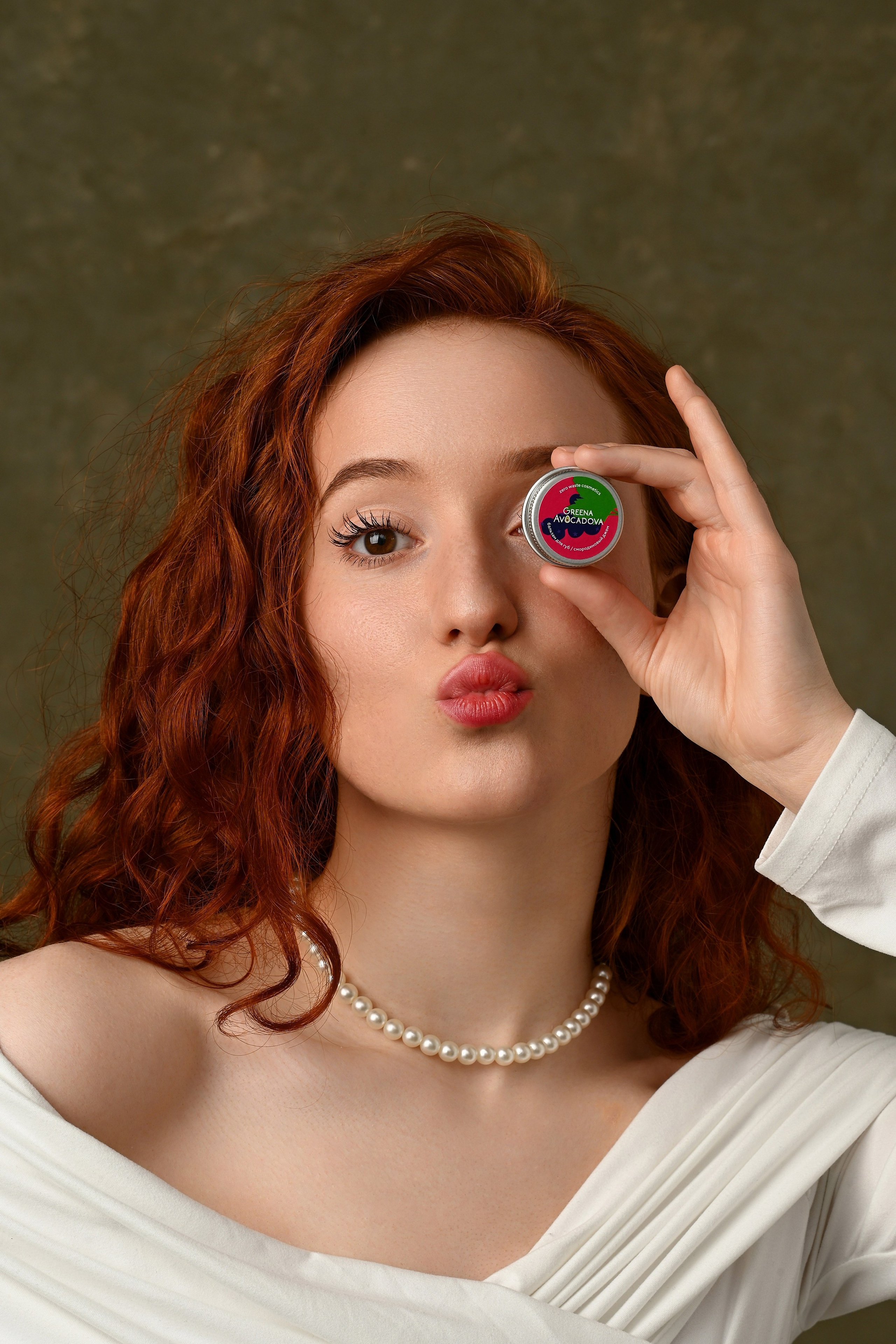 Уходовая и декоративная косметика. Предметный контент — фотограф в Саратове Юлия