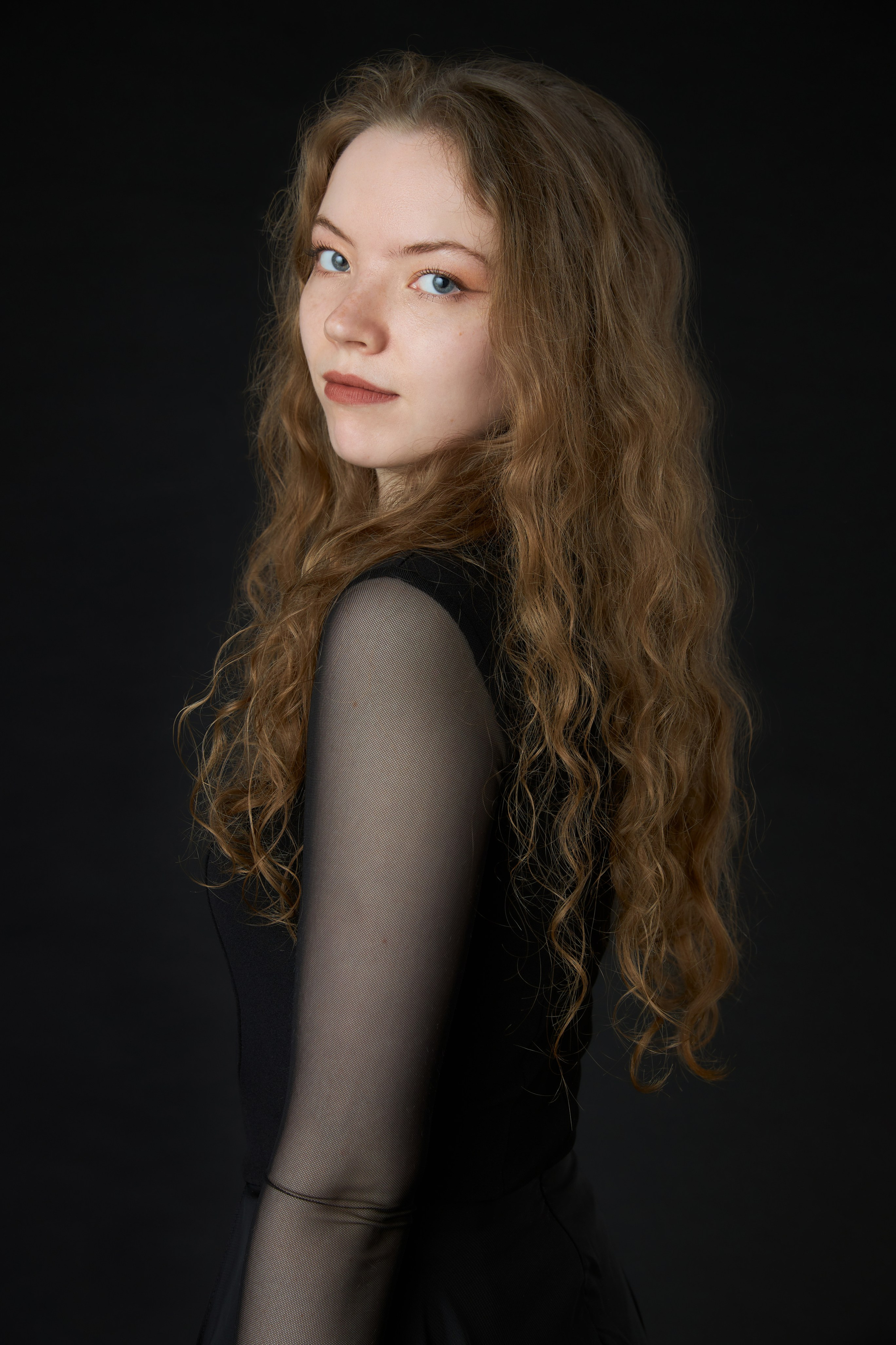 评论. 人像摄影师玛丽亚·穆尔扎 (Masha Murzha)