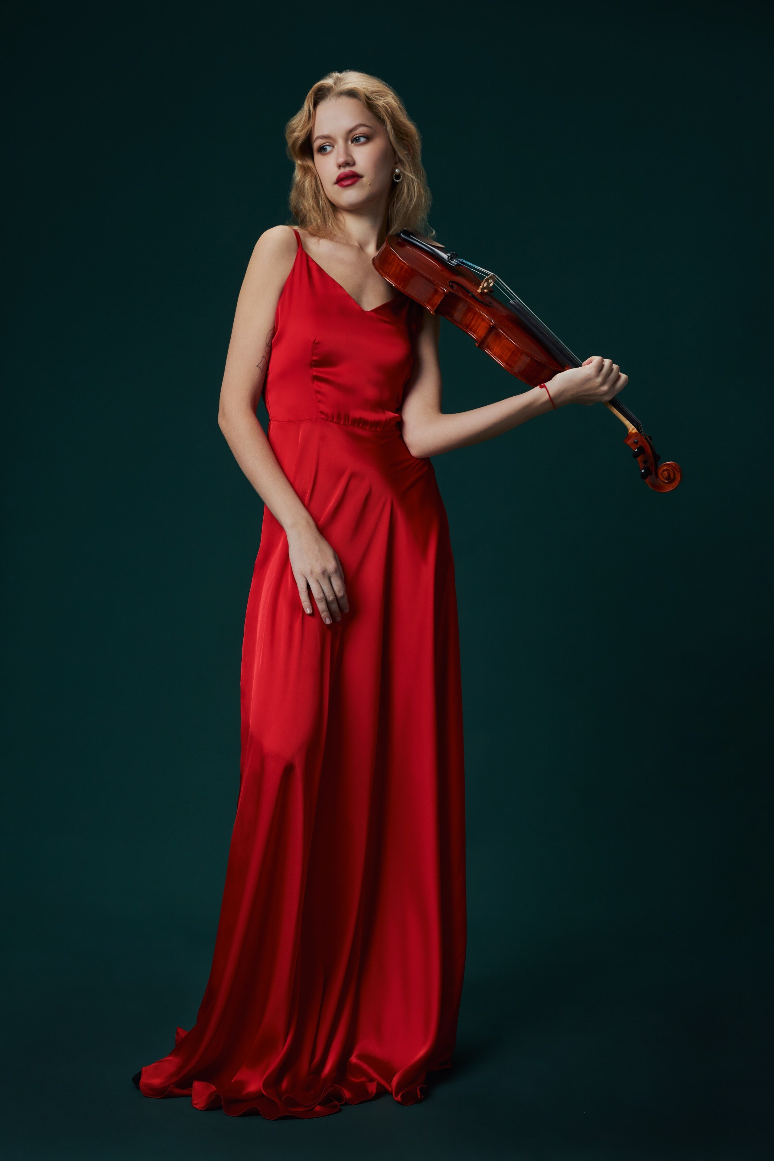 评论. 人像摄影师玛丽亚·穆尔扎 (Masha Murzha)