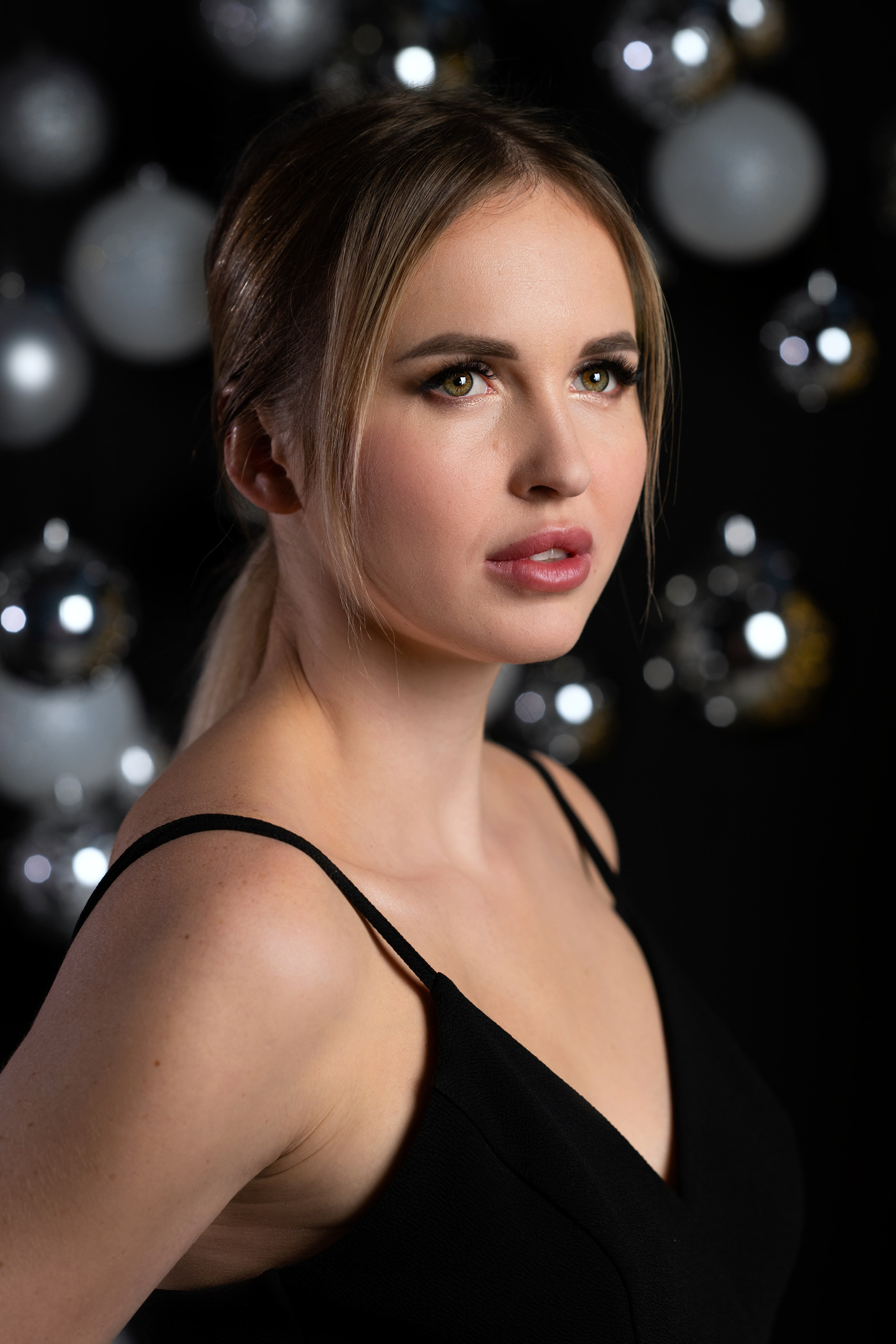 Анастасия. Изгиб гитары