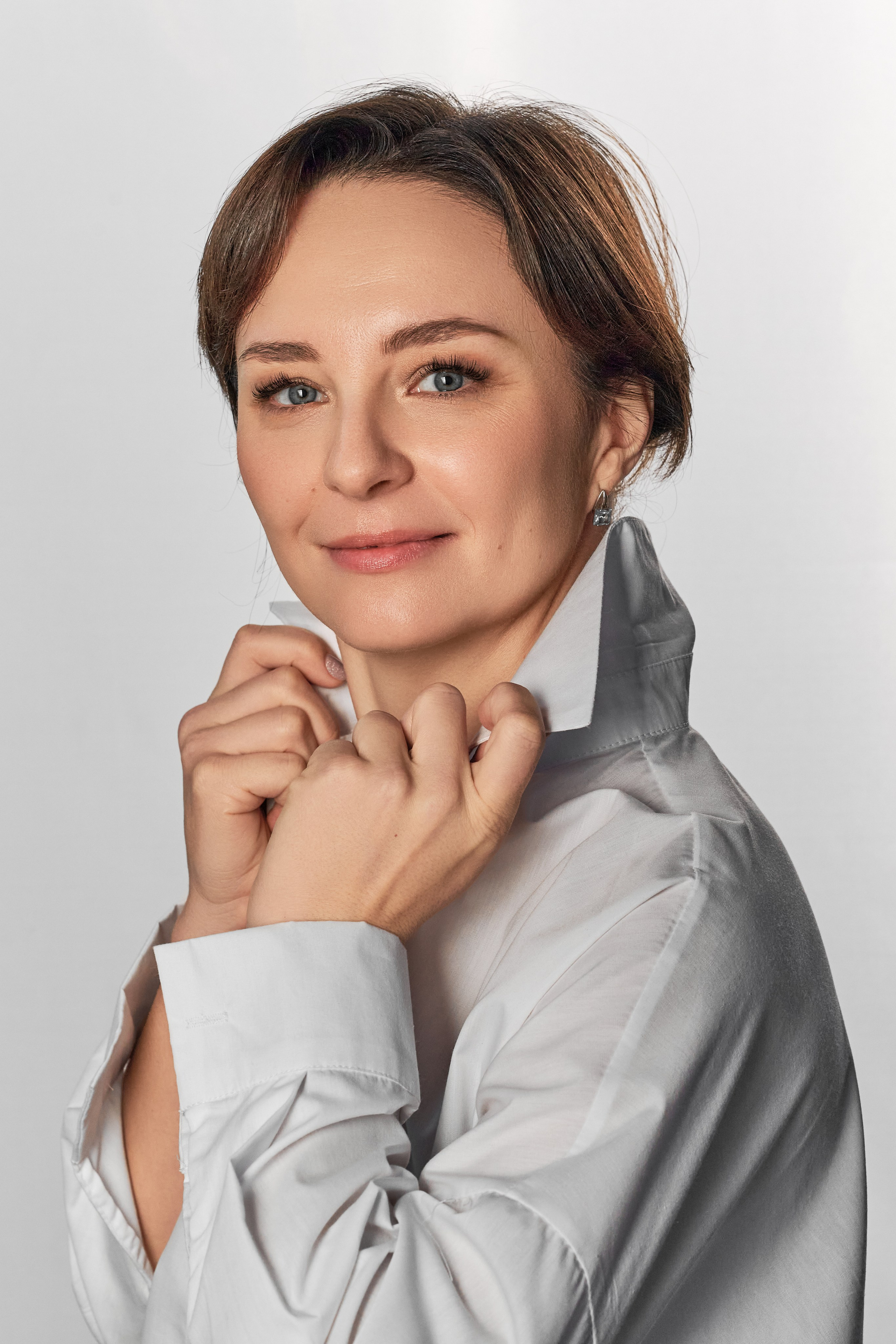 Анастасия. Изгиб гитары