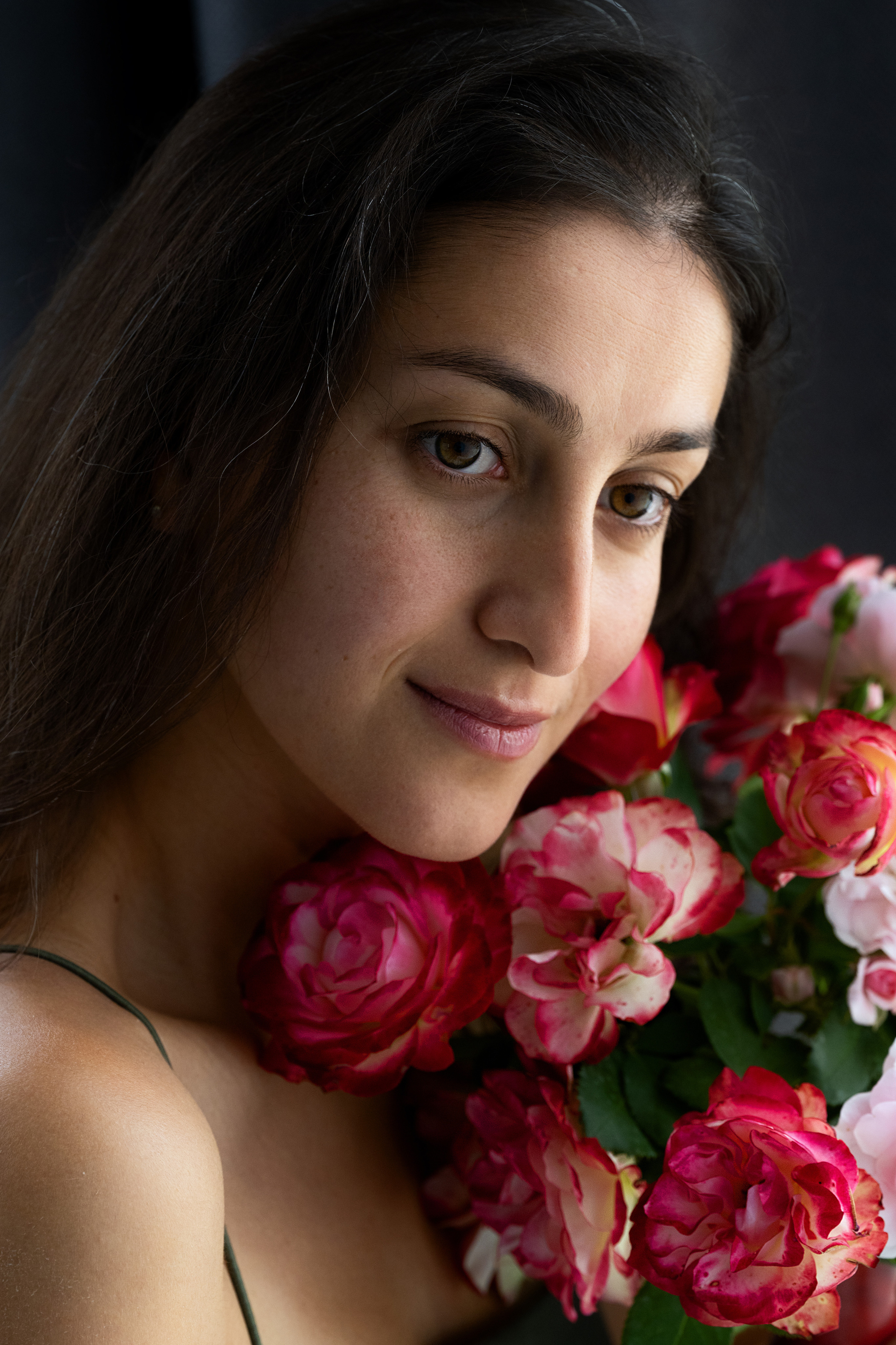 Фотосессия девушки в итальянском стиле с мотороллером Vespa