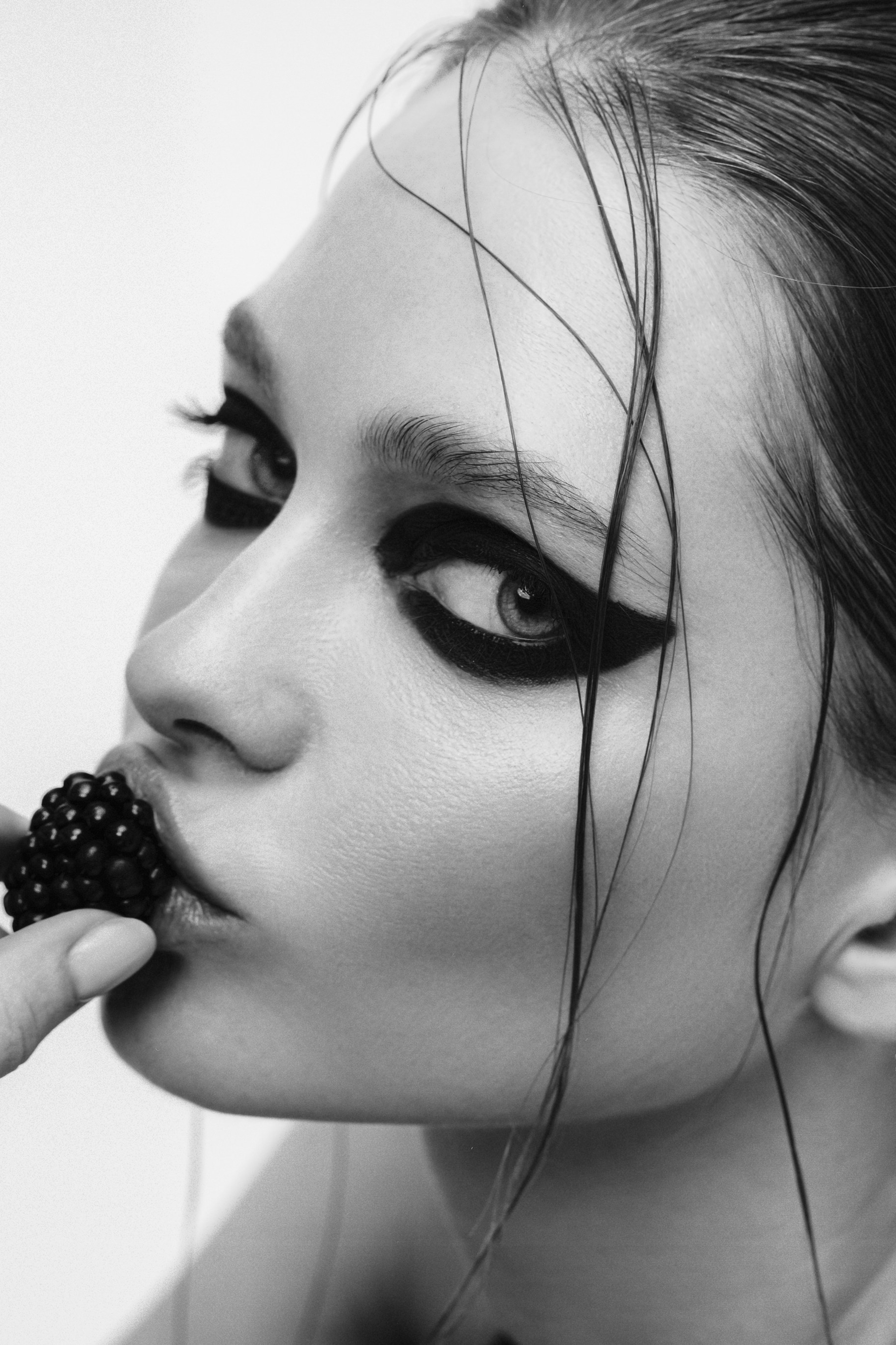 Съемка для бренда украшений СПБ. Чувственный фотограф в Санкт-Петербурге Пятнова Ксения