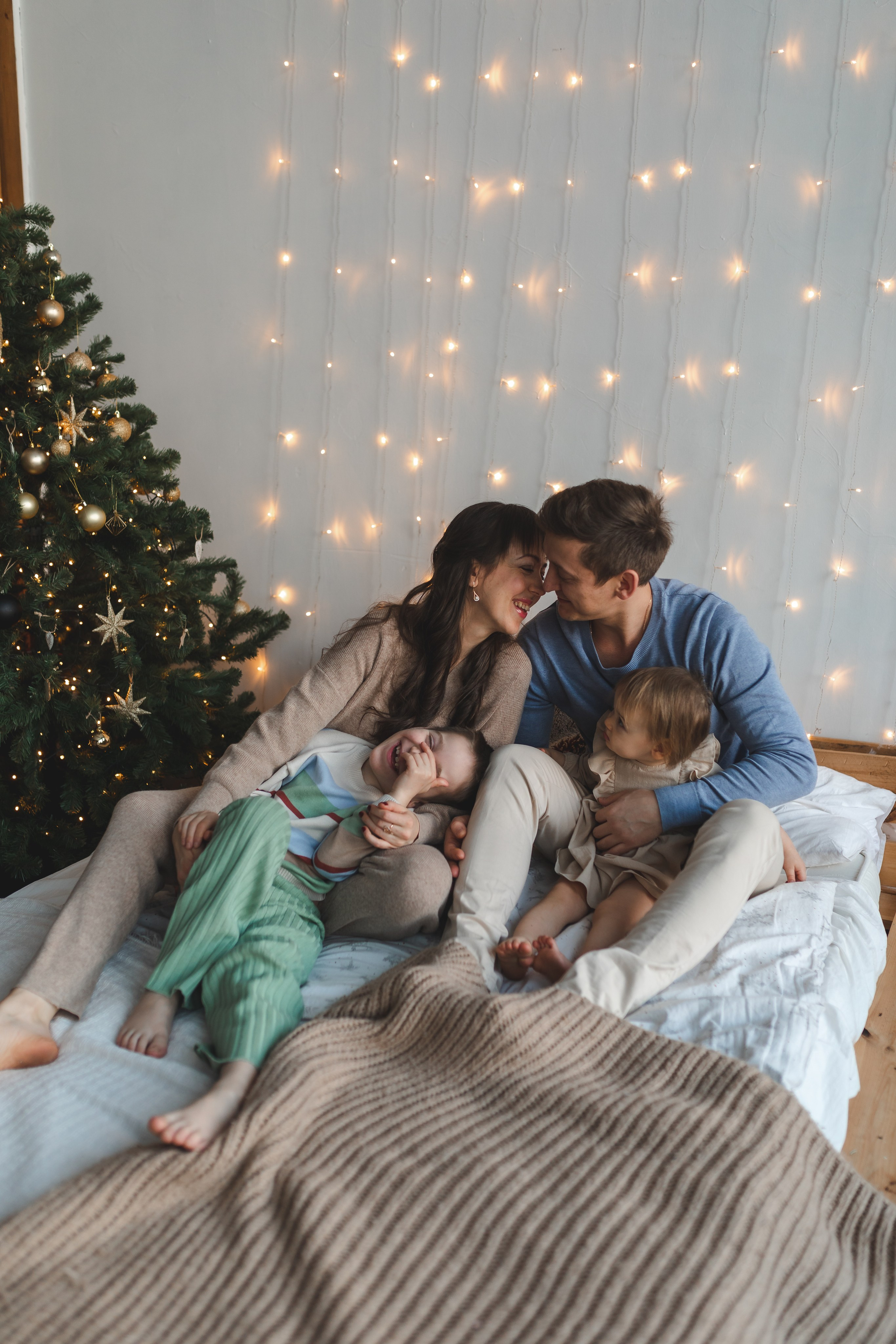 Фотосессии в студии. Детский фотограф Александра Тихонова