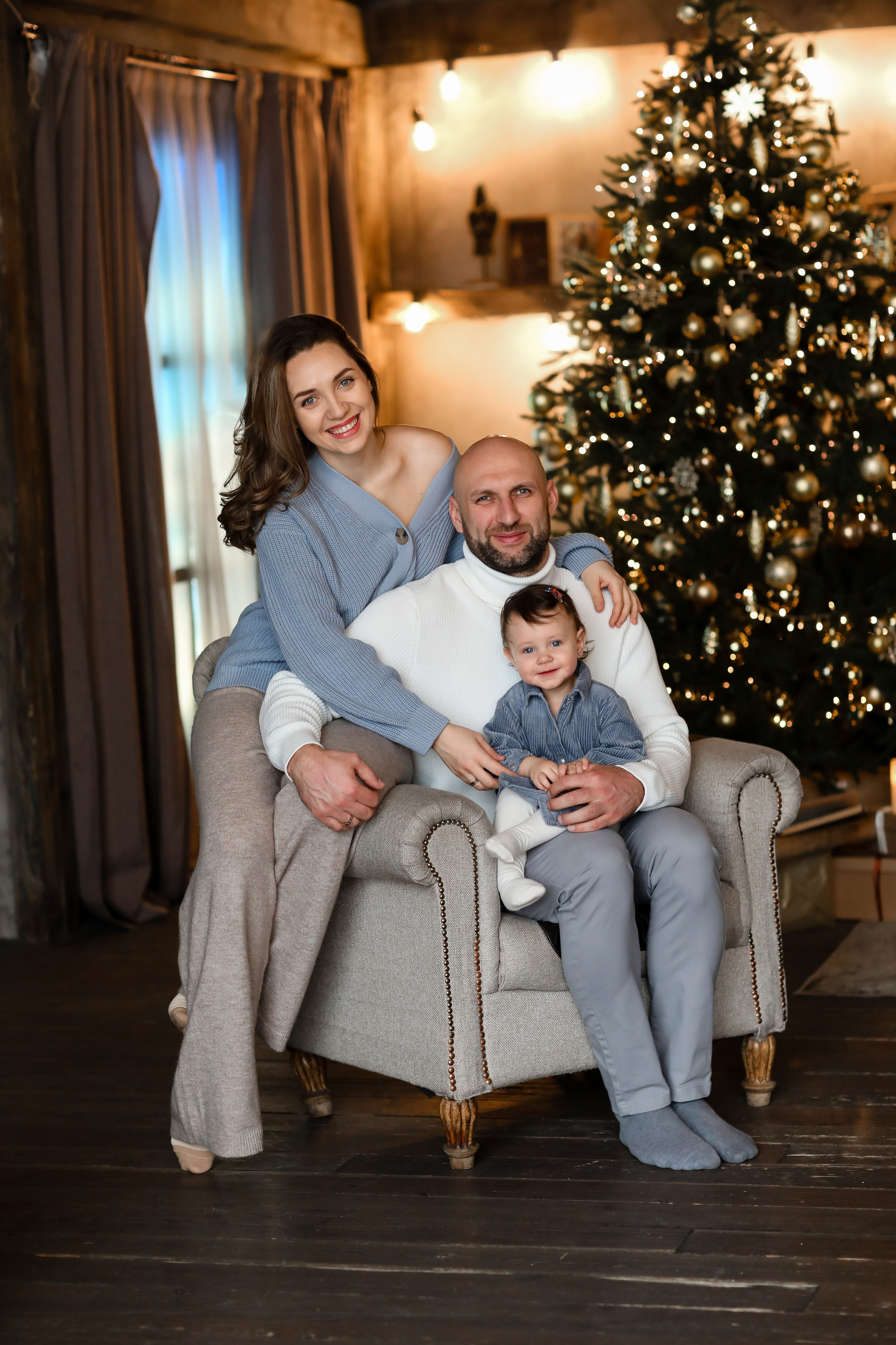 Фотосессии в студии. Детский фотограф Александра Тихонова